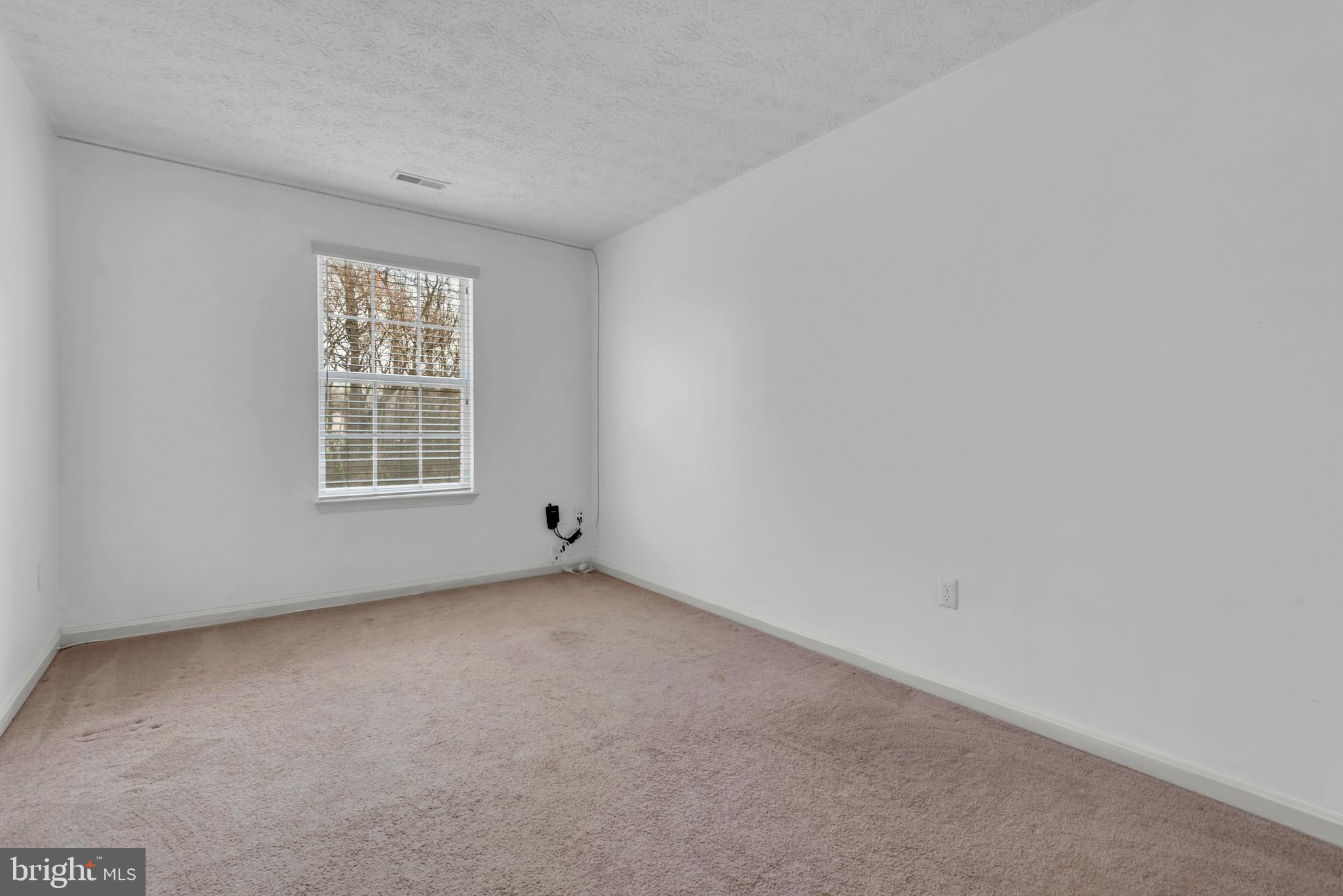 ANNAPOLIS OVERLOOK - Residential