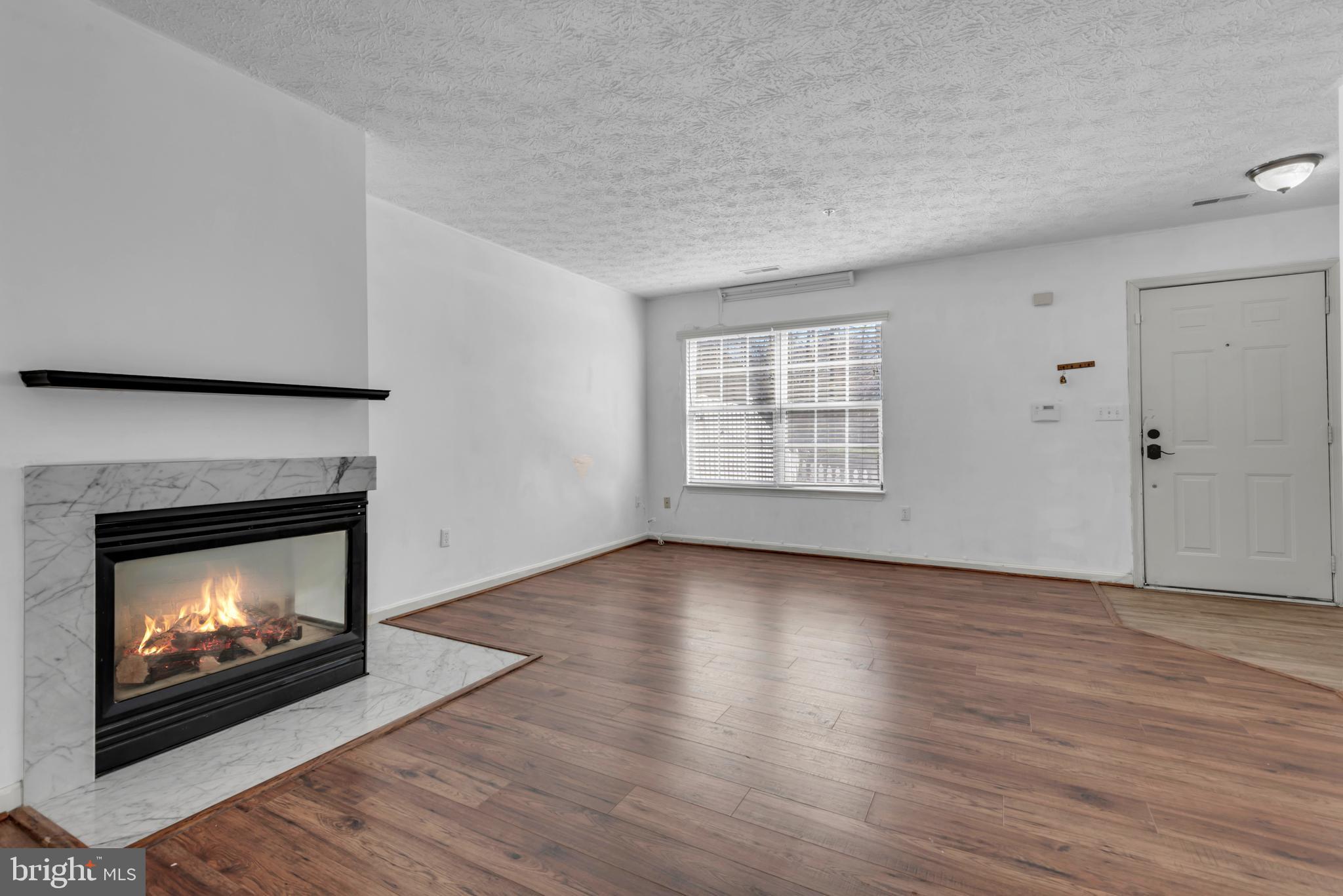 ANNAPOLIS OVERLOOK - Residential