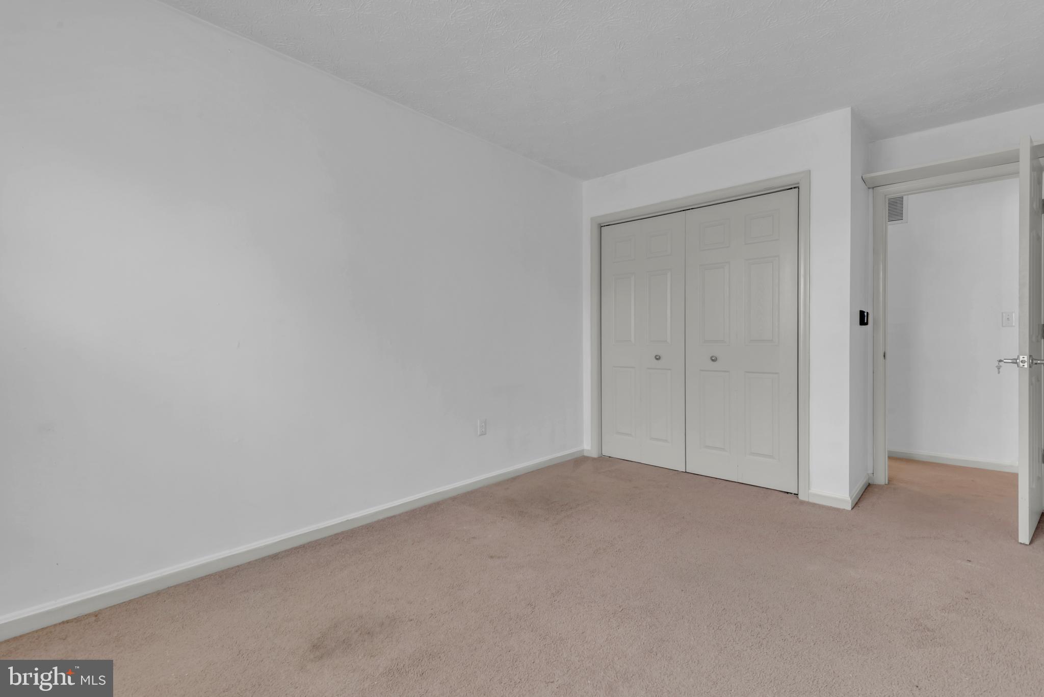 ANNAPOLIS OVERLOOK - Residential