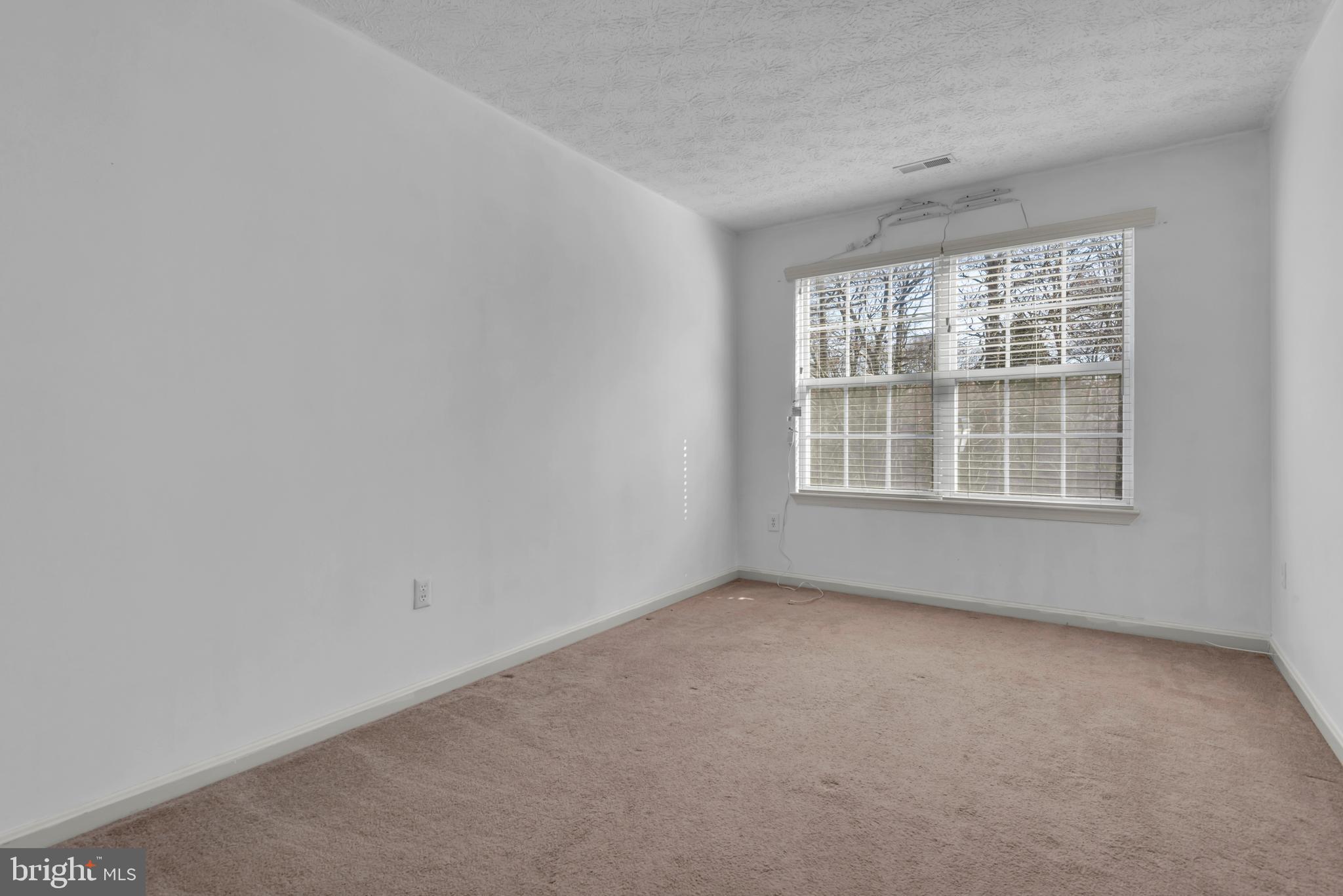 ANNAPOLIS OVERLOOK - Residential