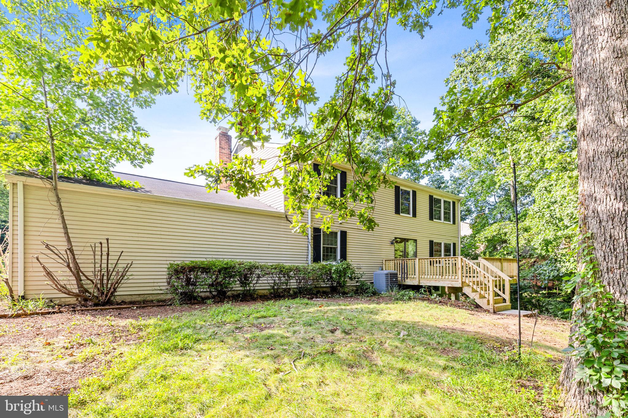 MONTCLAIR/COUNTRY CLUB - Residential