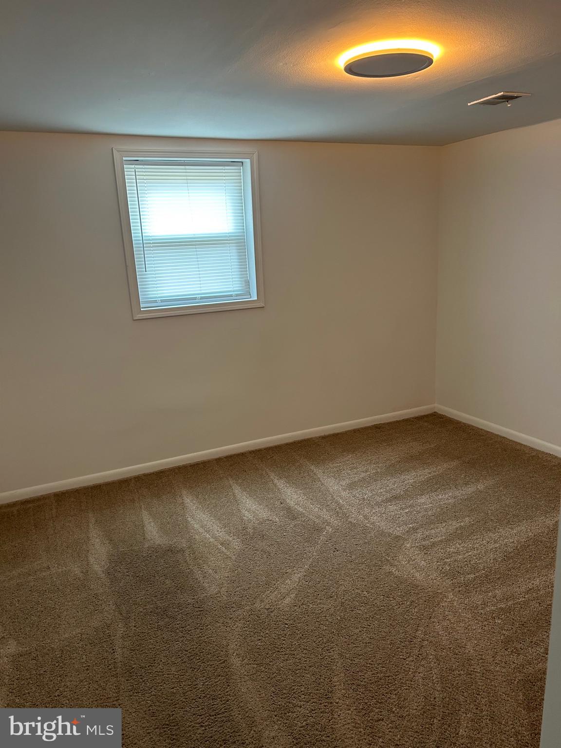 BRADBURY PARK - Residential Lease