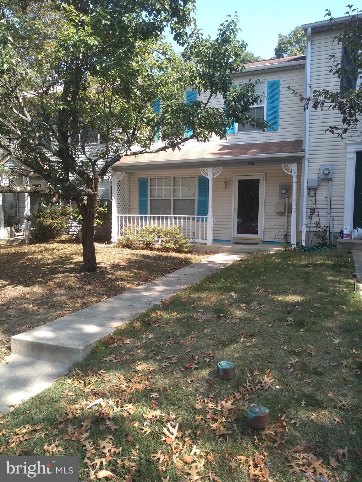 TANGLEWOOD TOWNHOMES SUB - Residential Lease