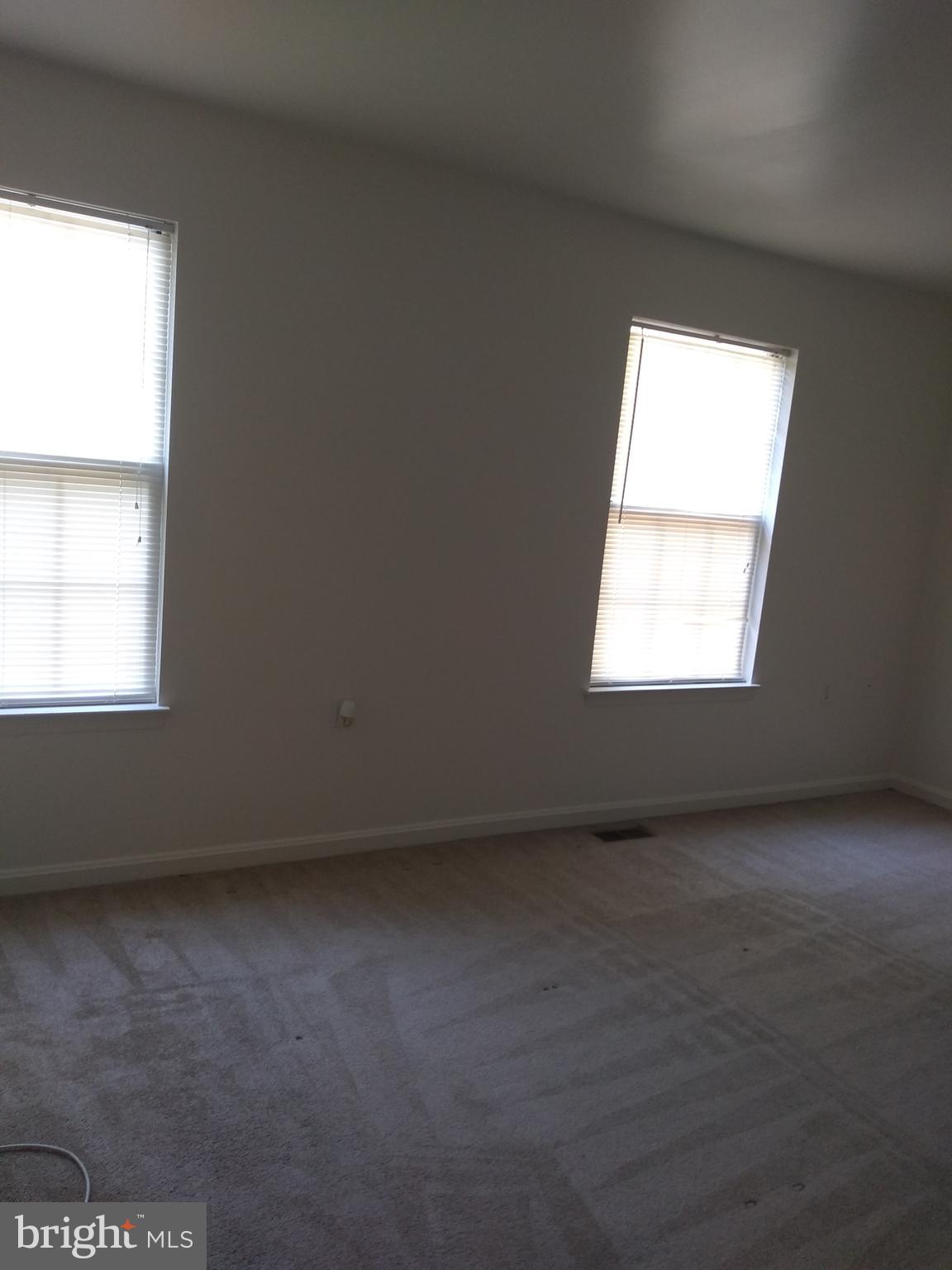 TANGLEWOOD TOWNHOMES SUB - Residential Lease