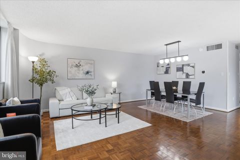 Condo For Sale - 1101 S Arlington Ridge Road #201<br/> ARLINGTON, VA 22202