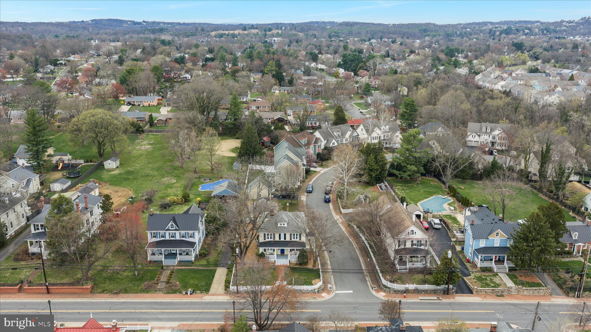 DOWNTOWN LEESBURG - Residential