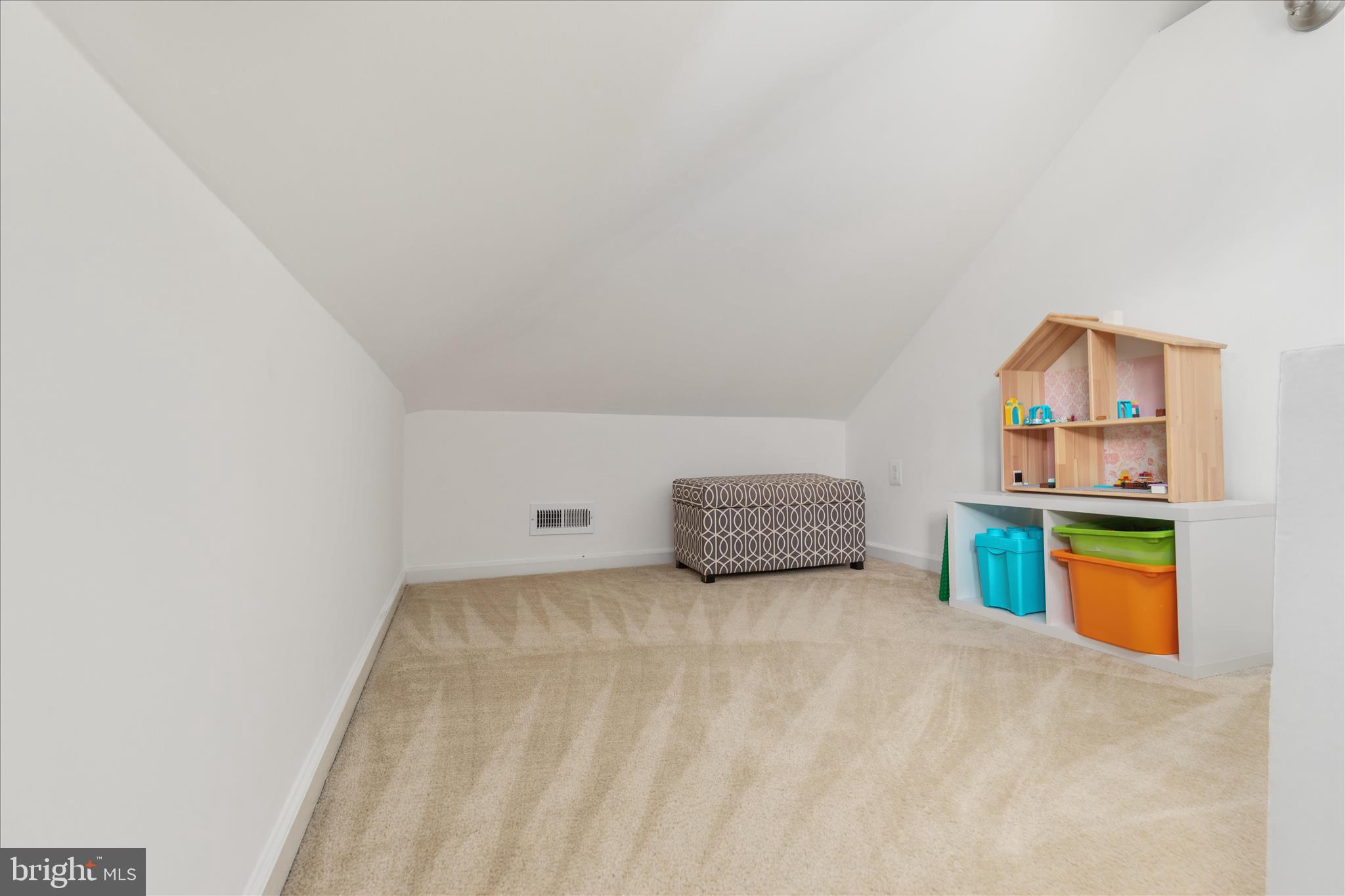 DOWNTOWN LEESBURG - Residential