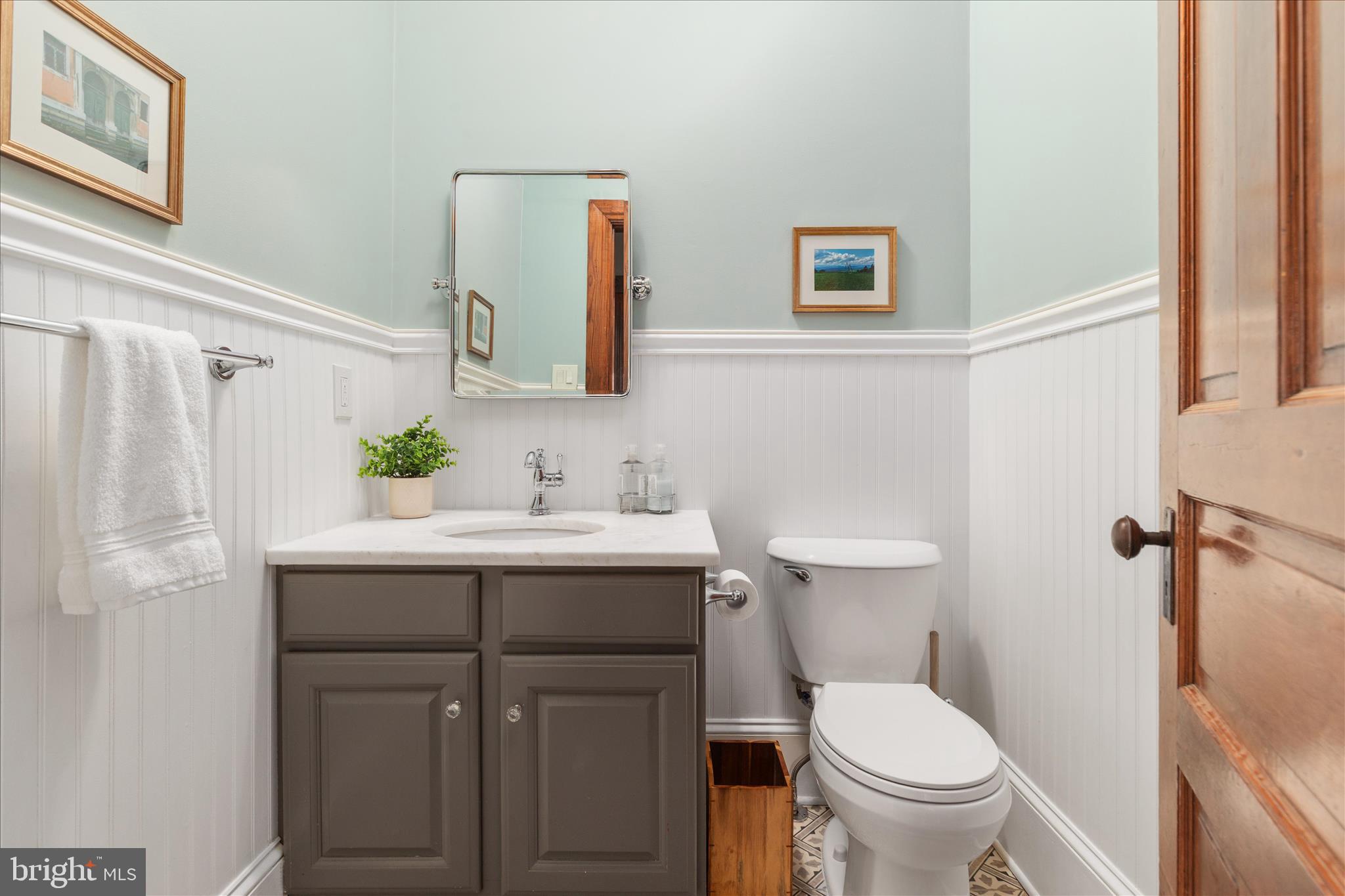 DOWNTOWN LEESBURG - Residential