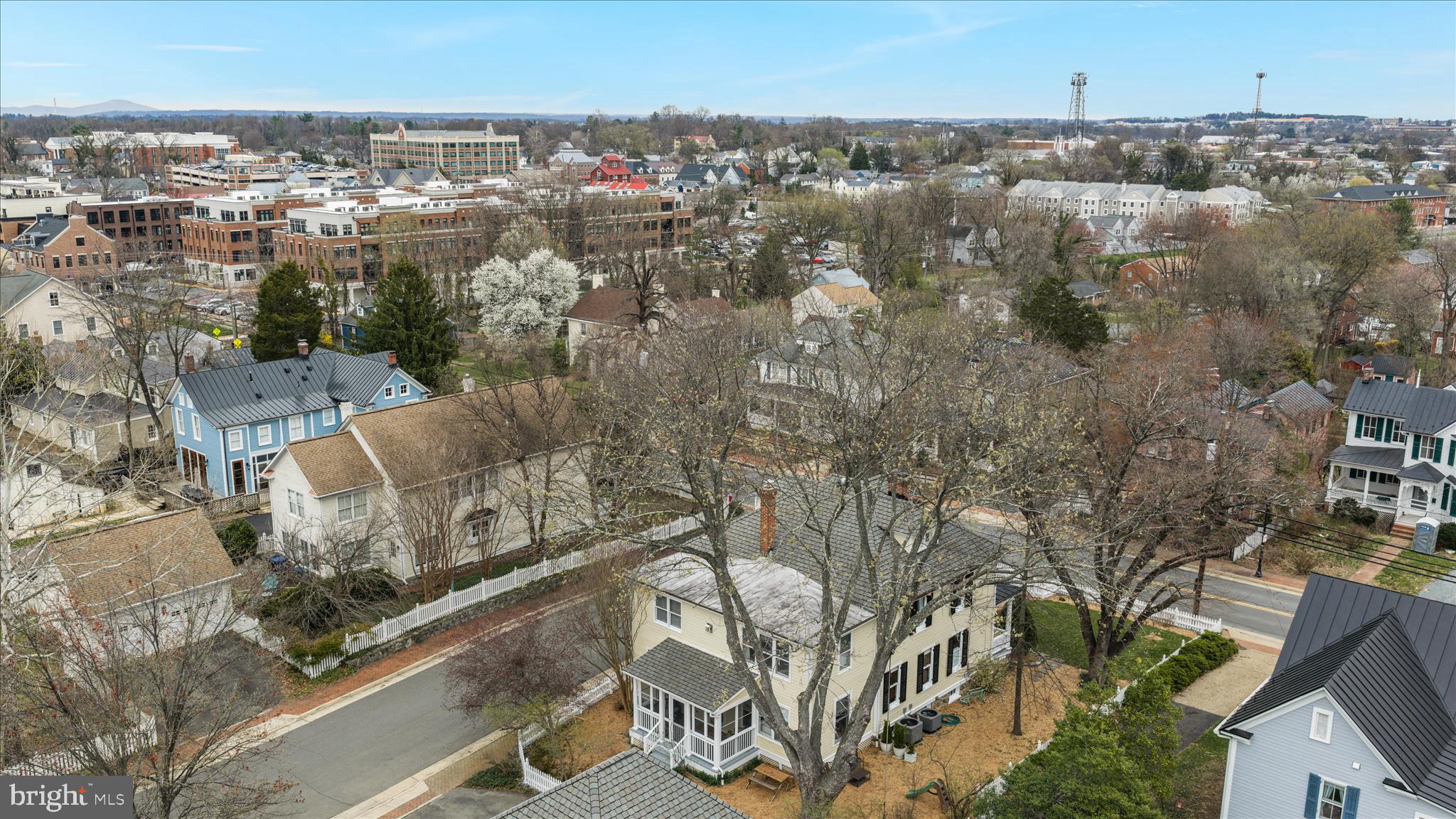 DOWNTOWN LEESBURG - Residential