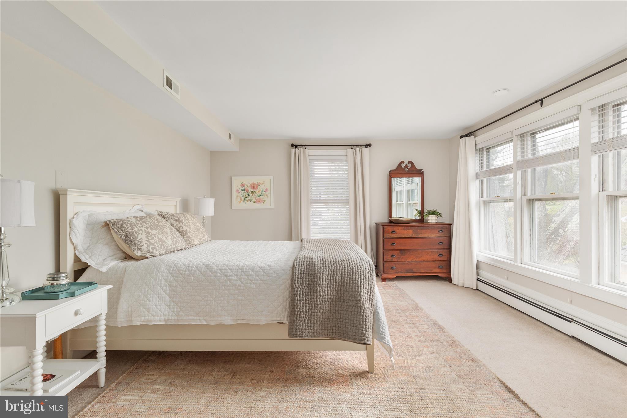 DOWNTOWN LEESBURG - Residential