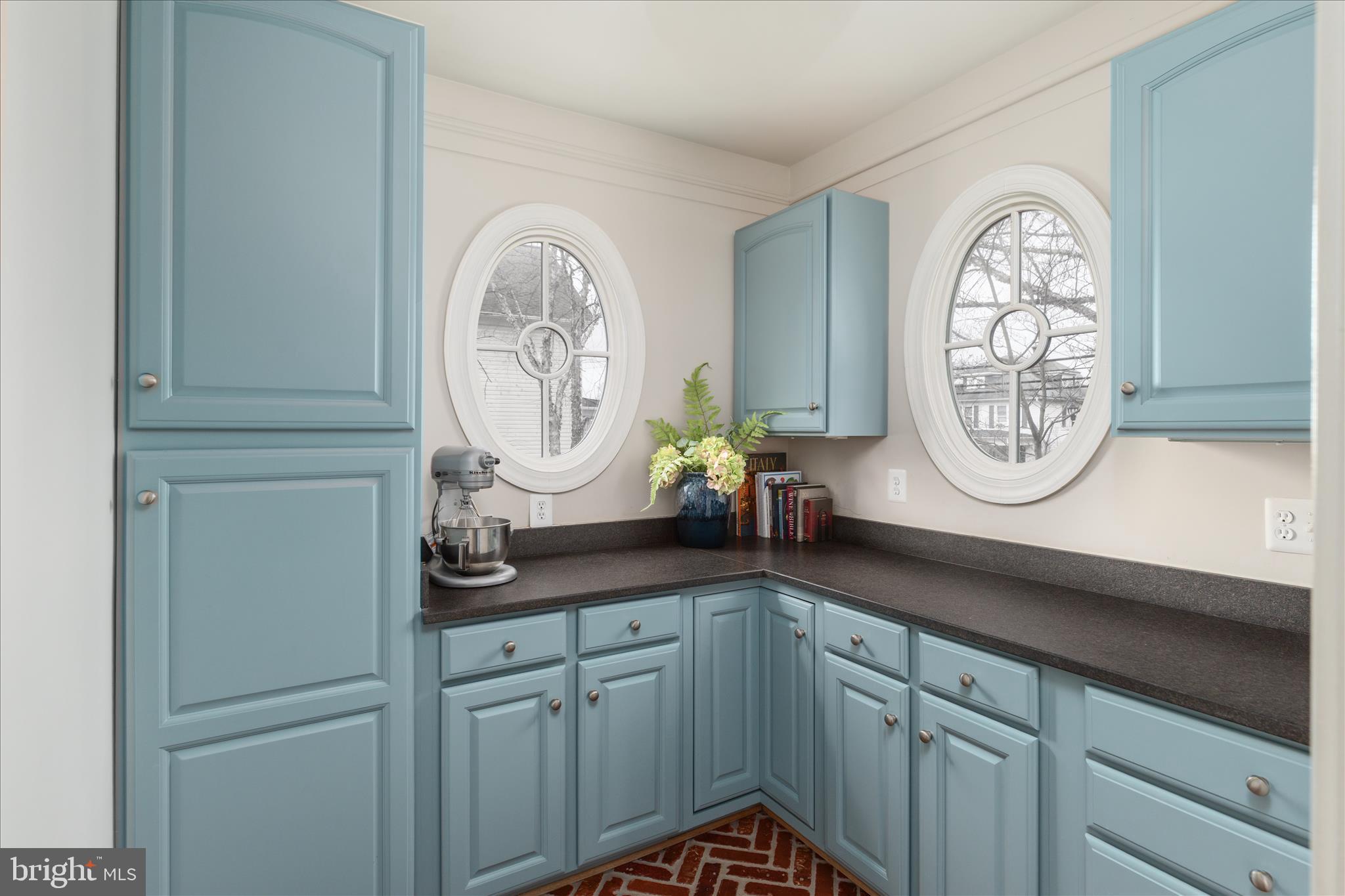 DOWNTOWN LEESBURG - Residential