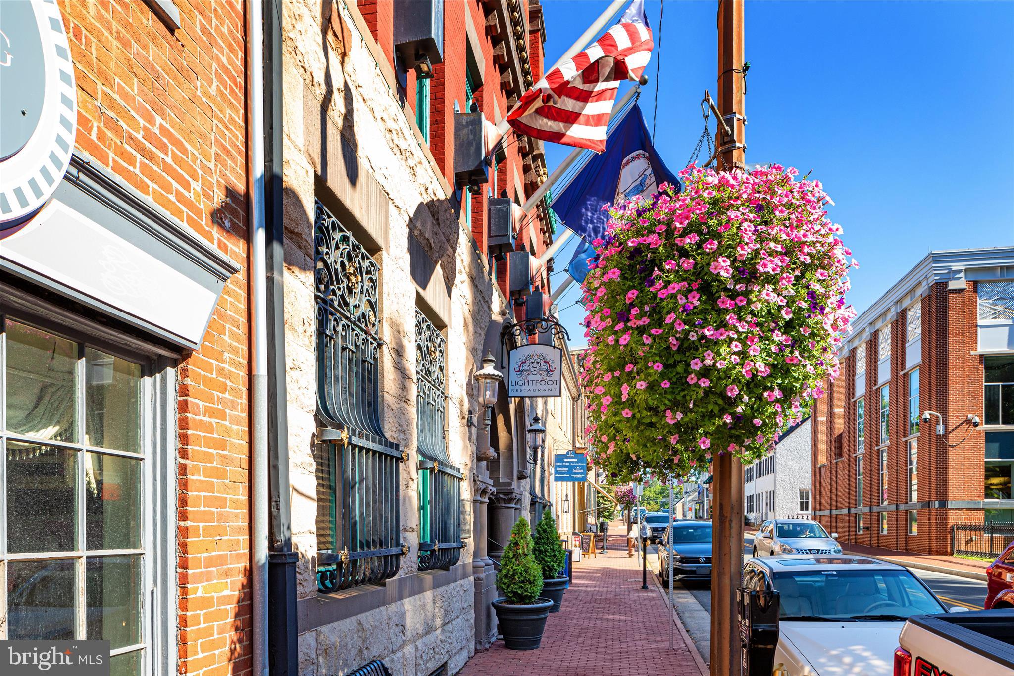 DOWNTOWN LEESBURG - Residential