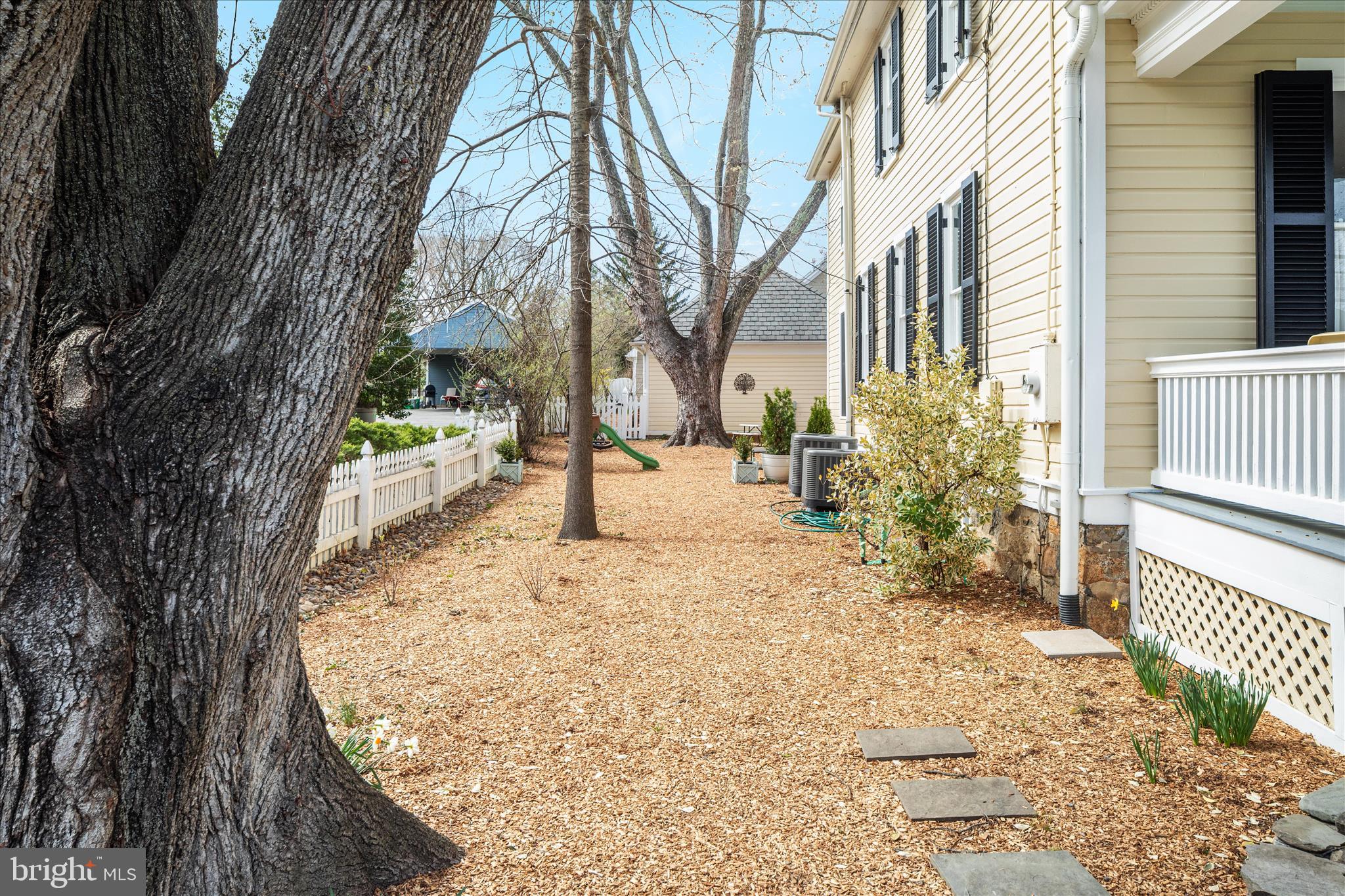 DOWNTOWN LEESBURG - Residential