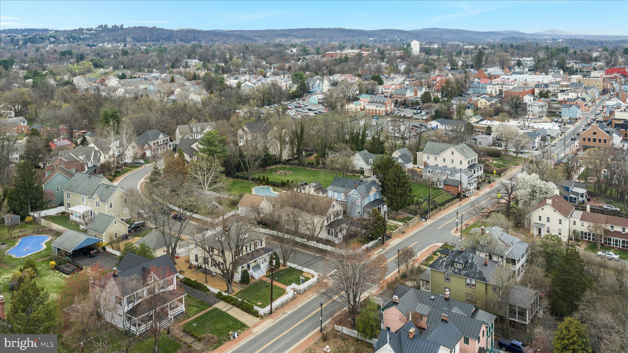 DOWNTOWN LEESBURG - Residential