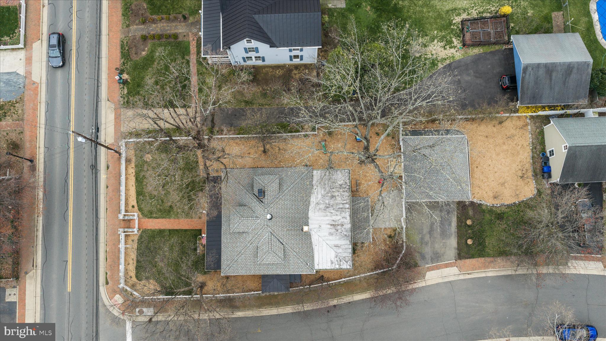 DOWNTOWN LEESBURG - Residential