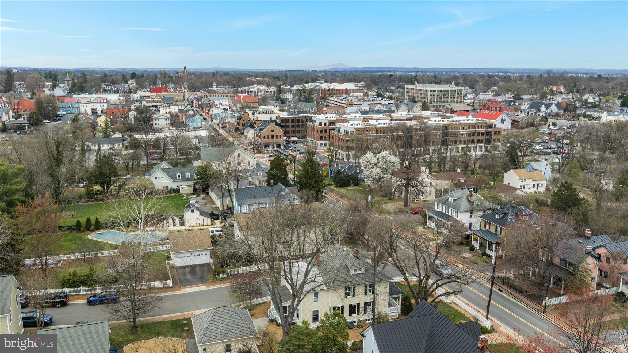 DOWNTOWN LEESBURG - Residential