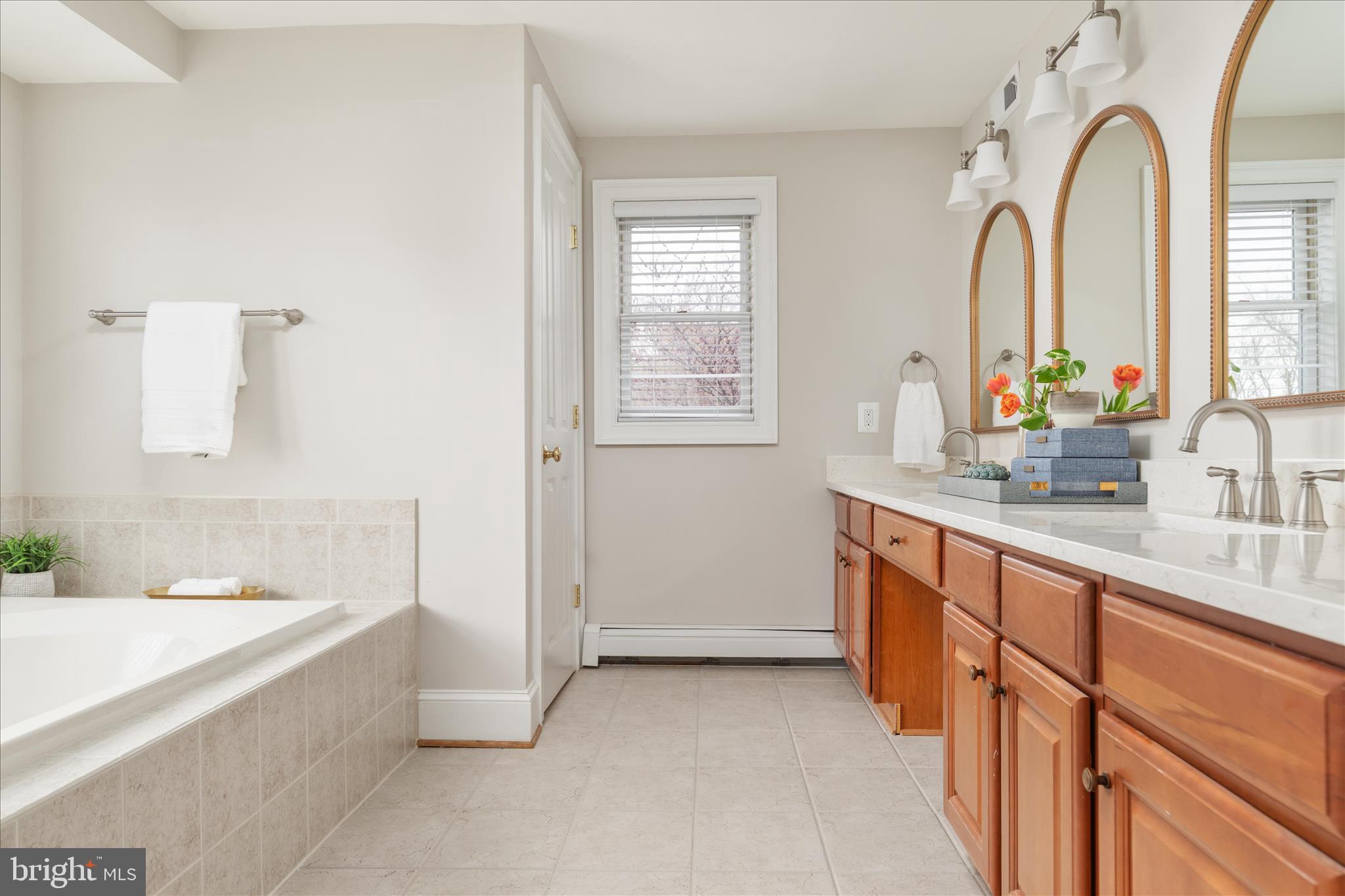 DOWNTOWN LEESBURG - Residential