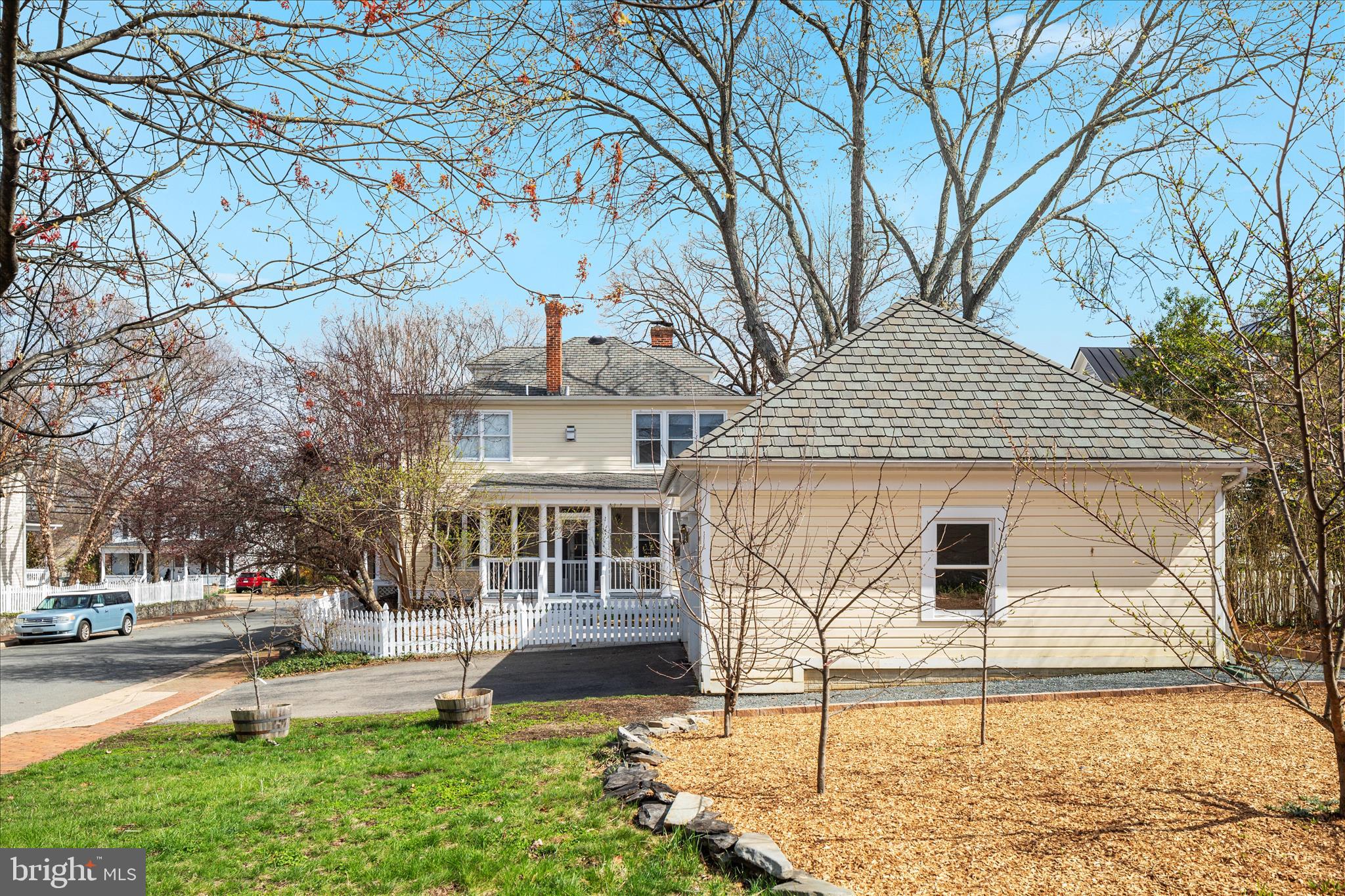 DOWNTOWN LEESBURG - Residential