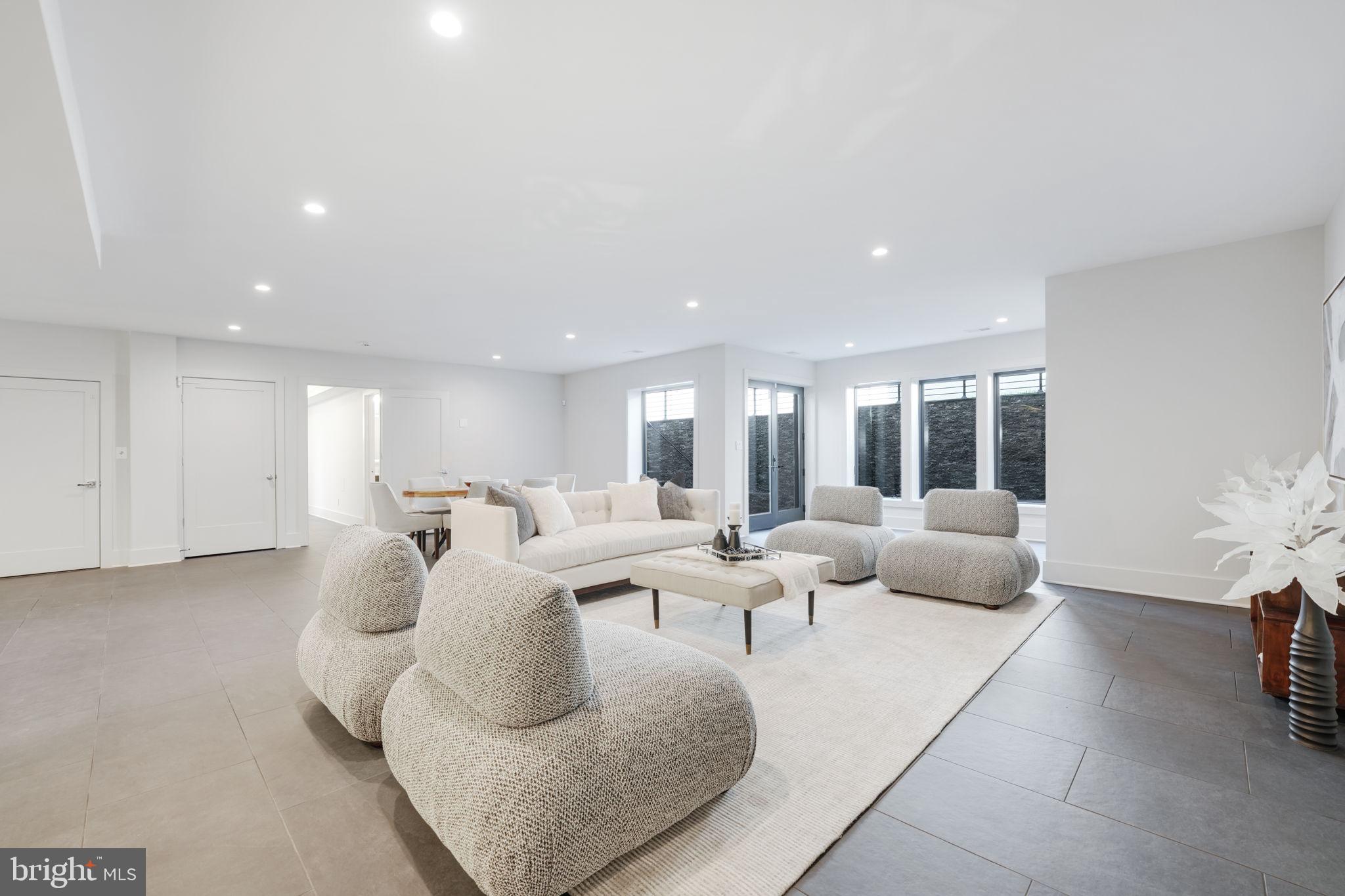 MINOR HILL - Residential