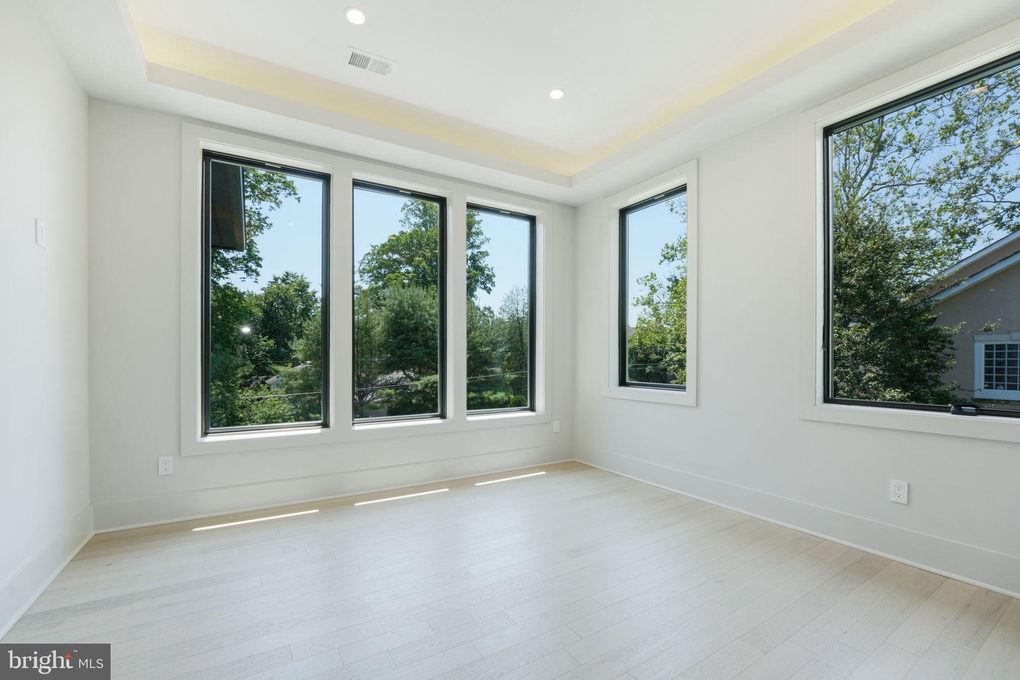 MINOR HILL - Residential