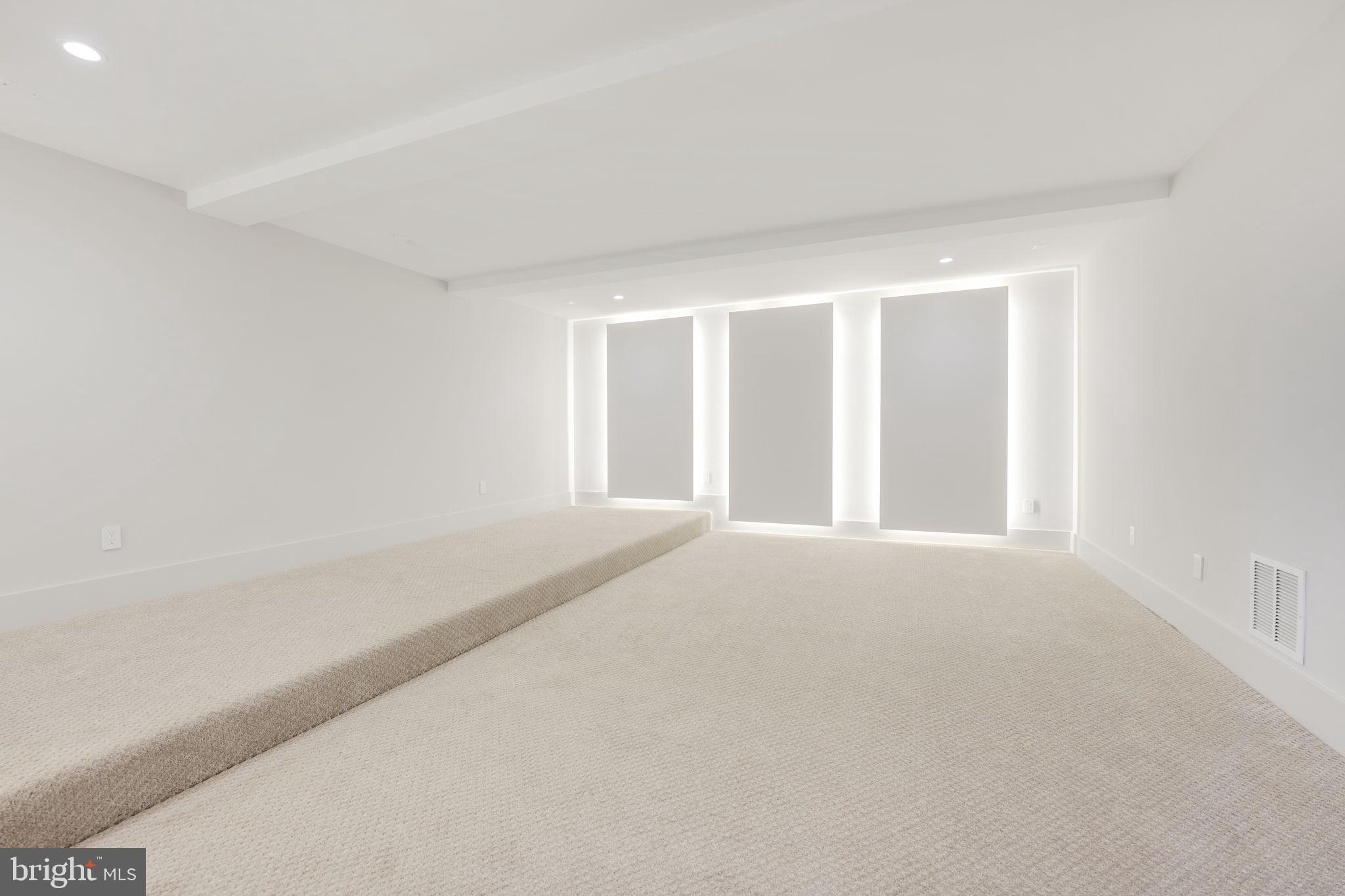 MINOR HILL - Residential