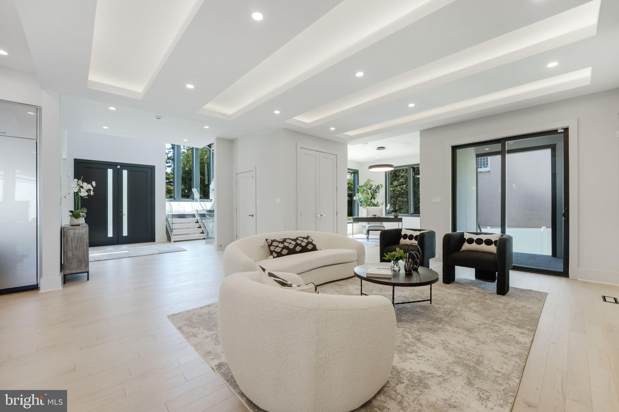 MINOR HILL - Residential