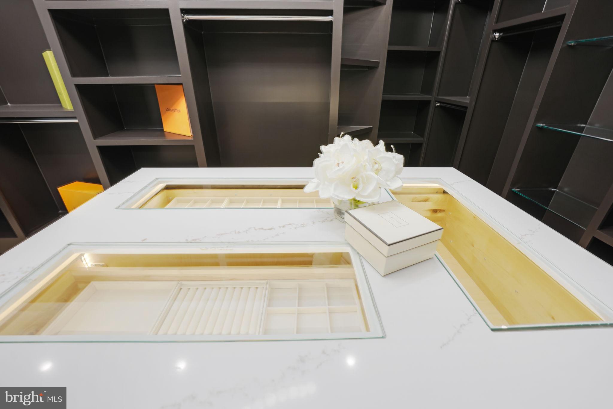 MINOR HILL - Residential