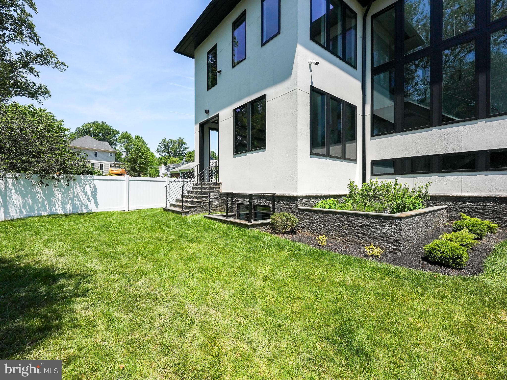 MINOR HILL - Residential