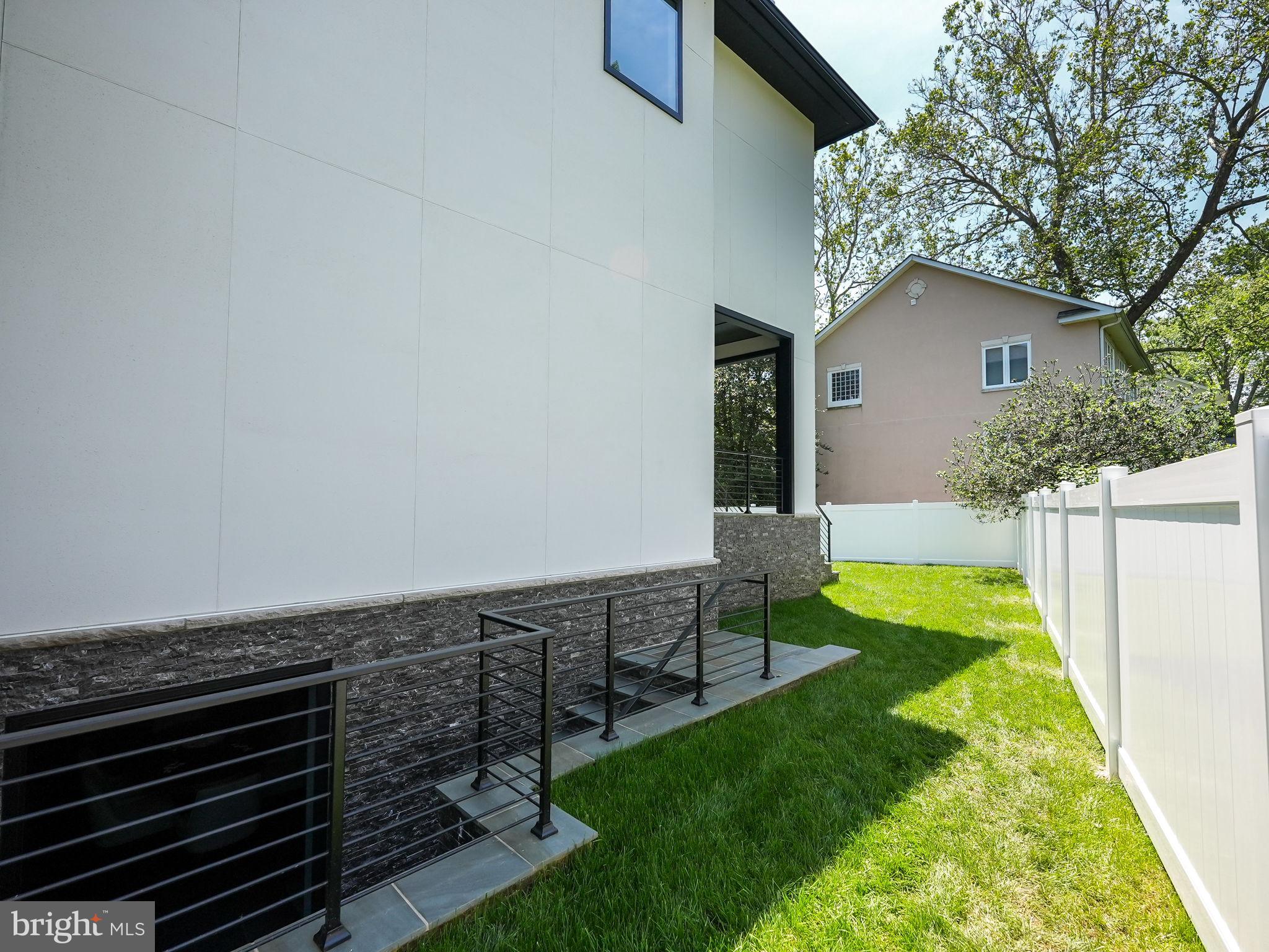 MINOR HILL - Residential