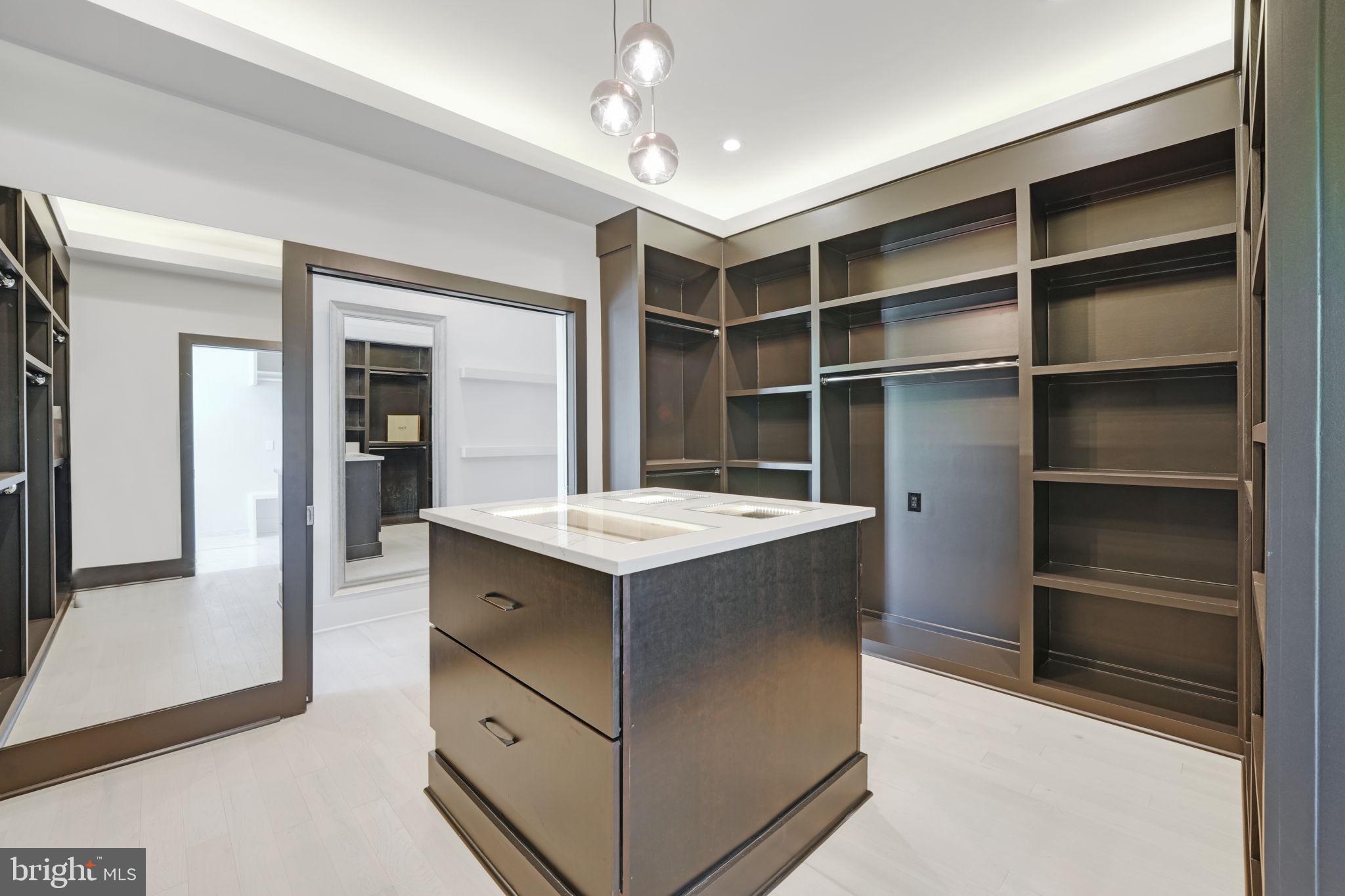 MINOR HILL - Residential