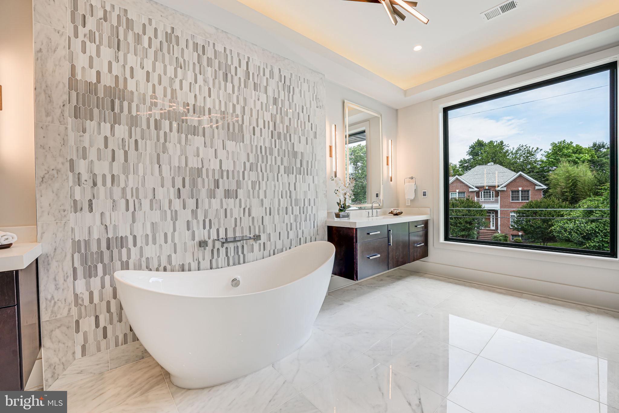 MINOR HILL - Residential