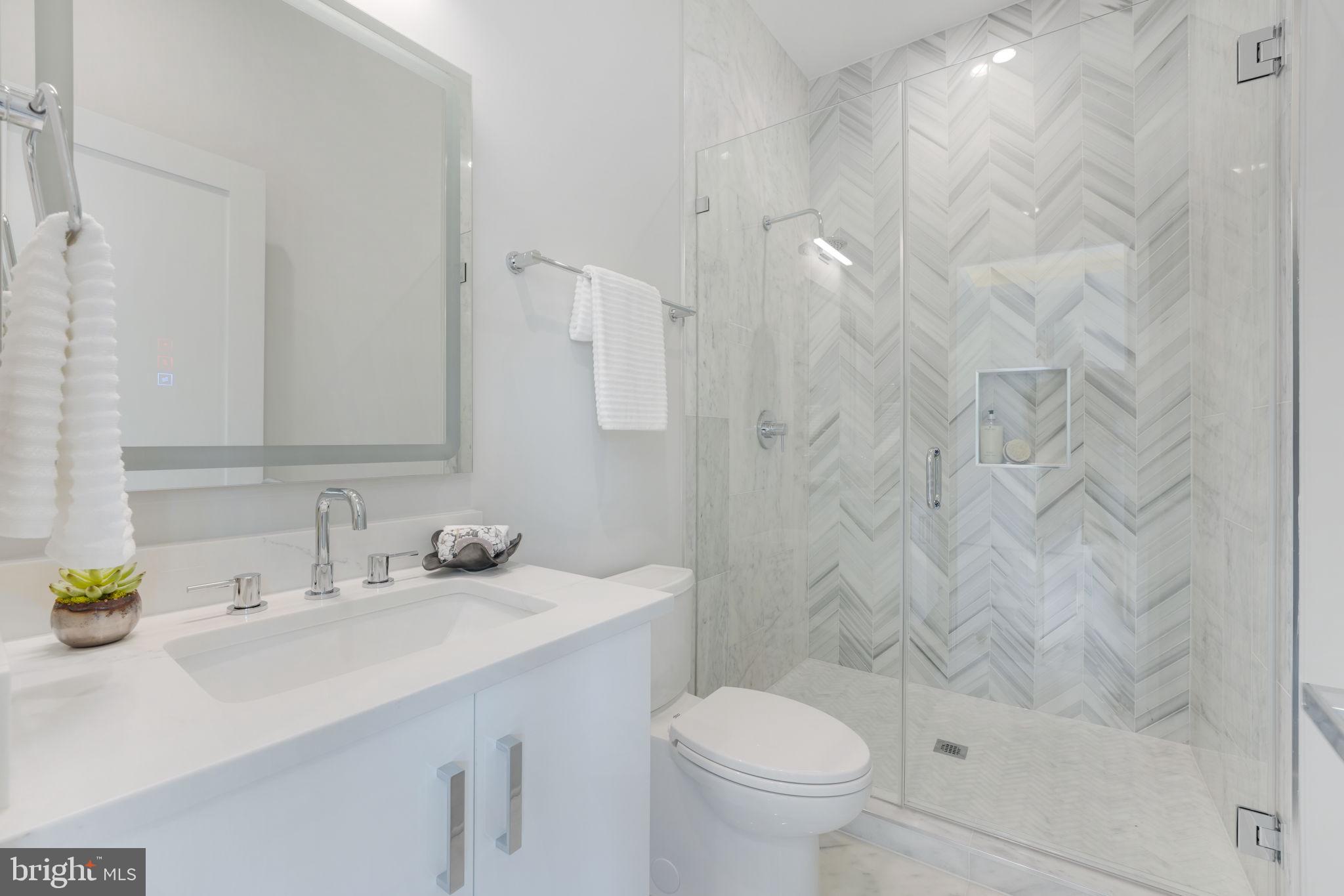 MINOR HILL - Residential