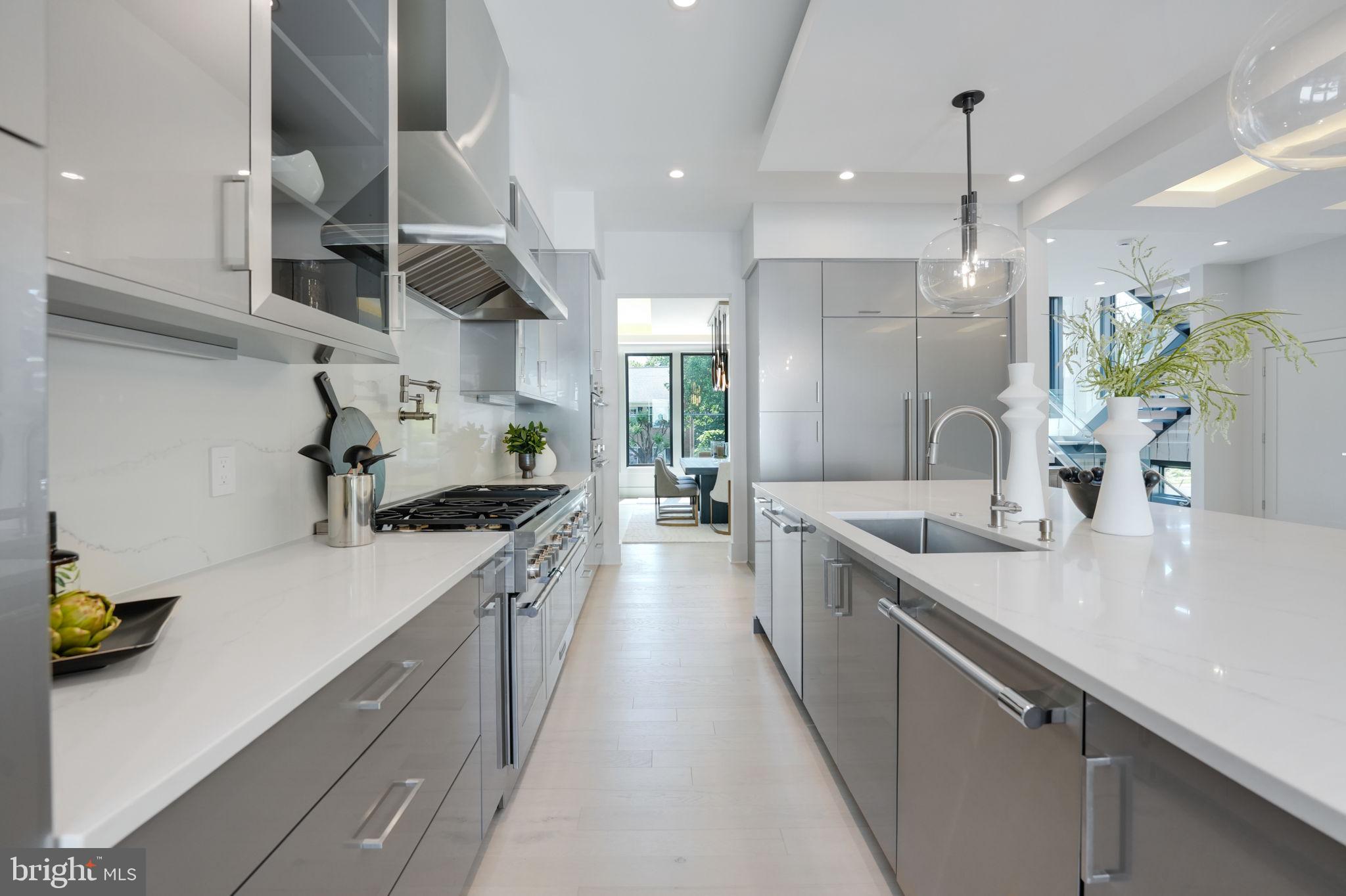 MINOR HILL - Residential