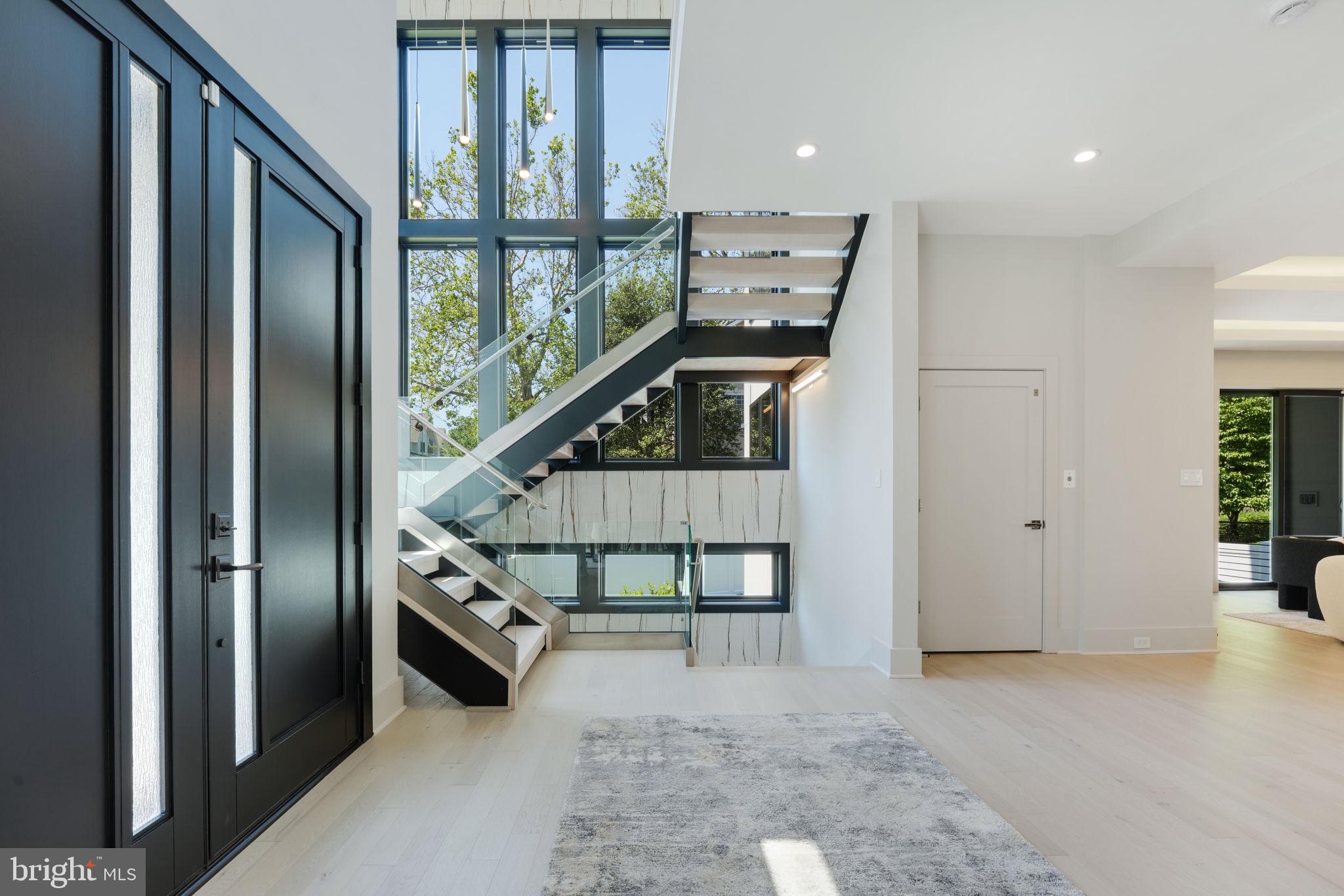 MINOR HILL - Residential