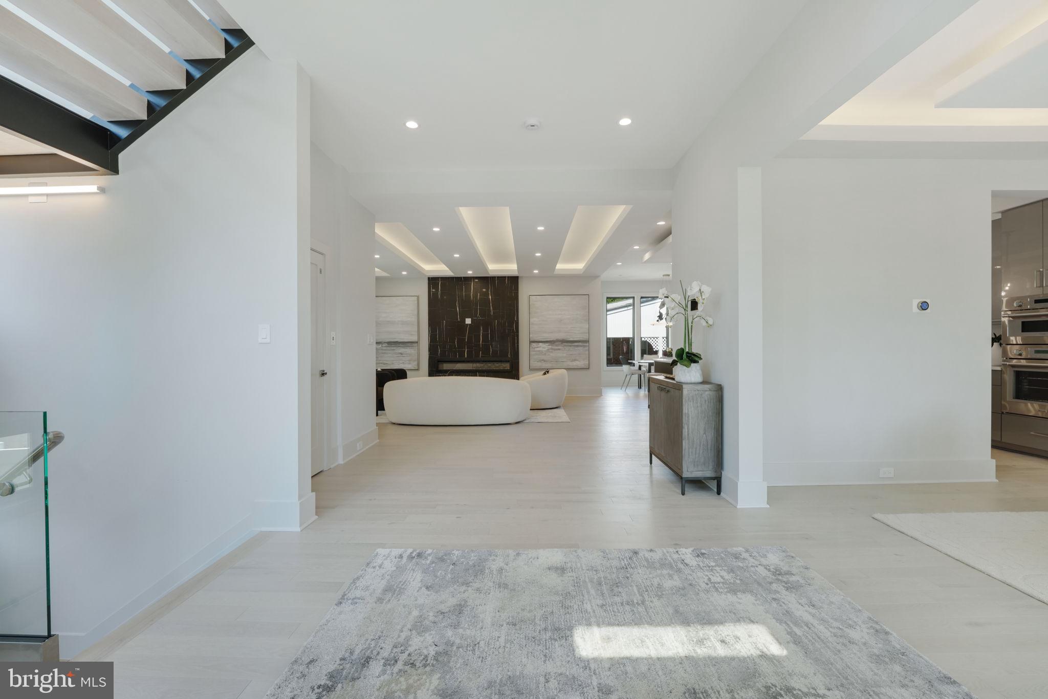 MINOR HILL - Residential