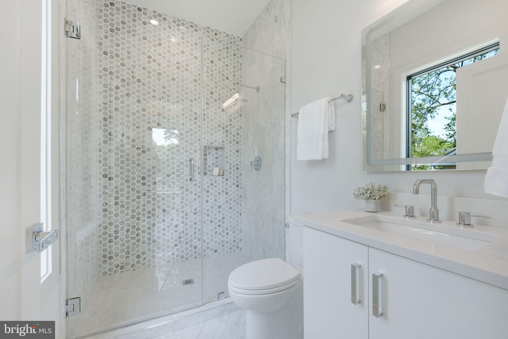 MINOR HILL - Residential