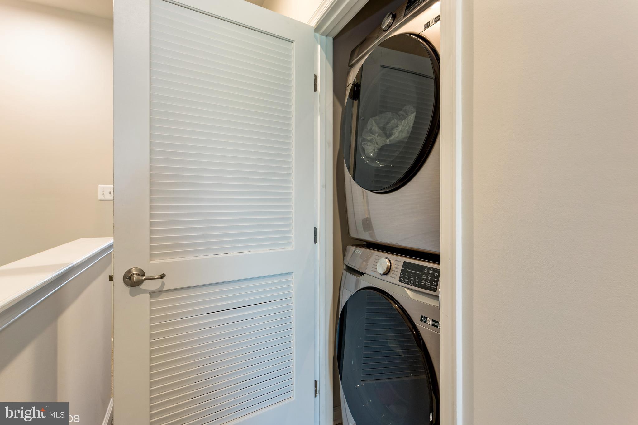 PARKSIDE - Residential Lease