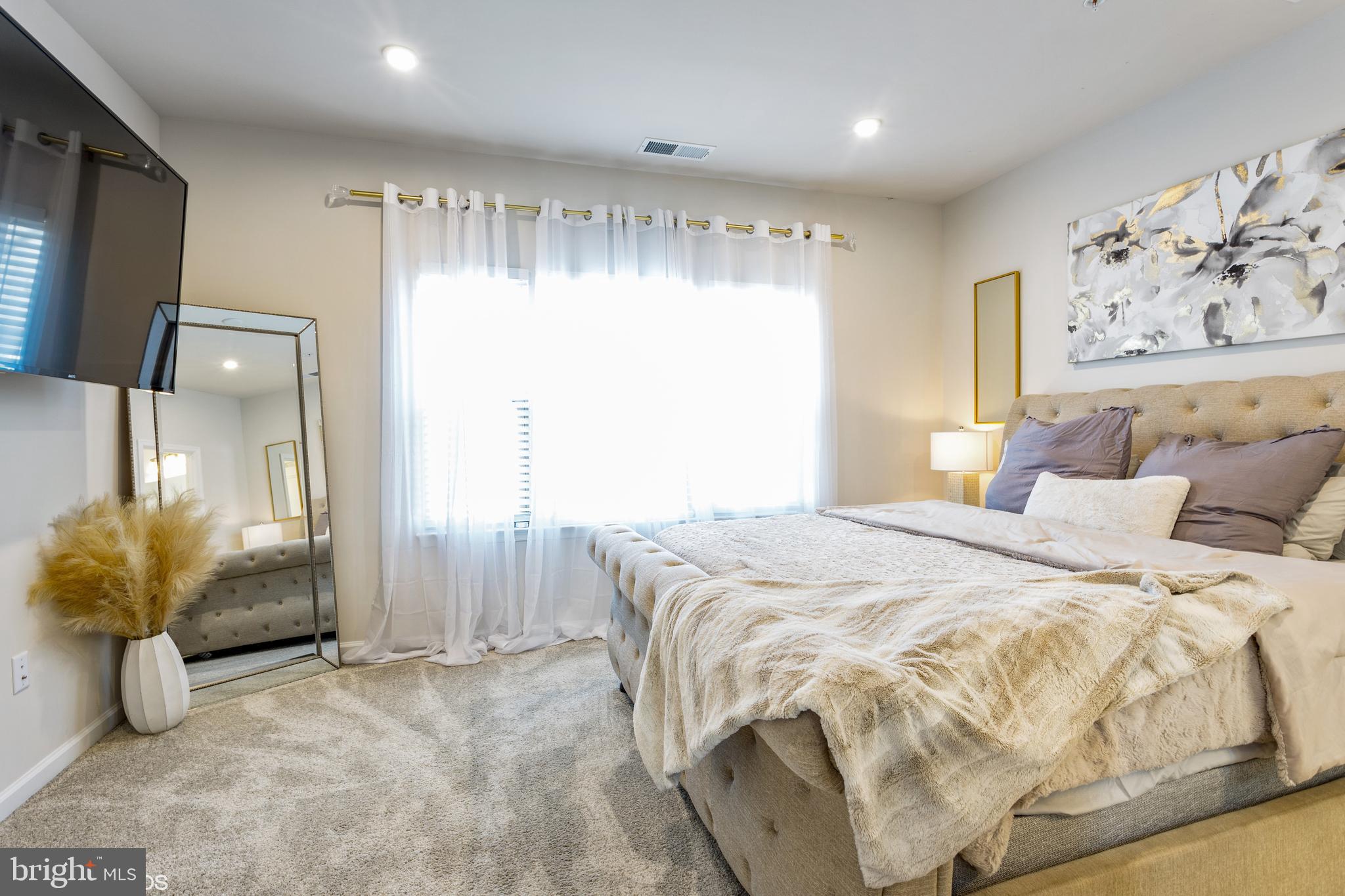 PARKSIDE - Residential Lease