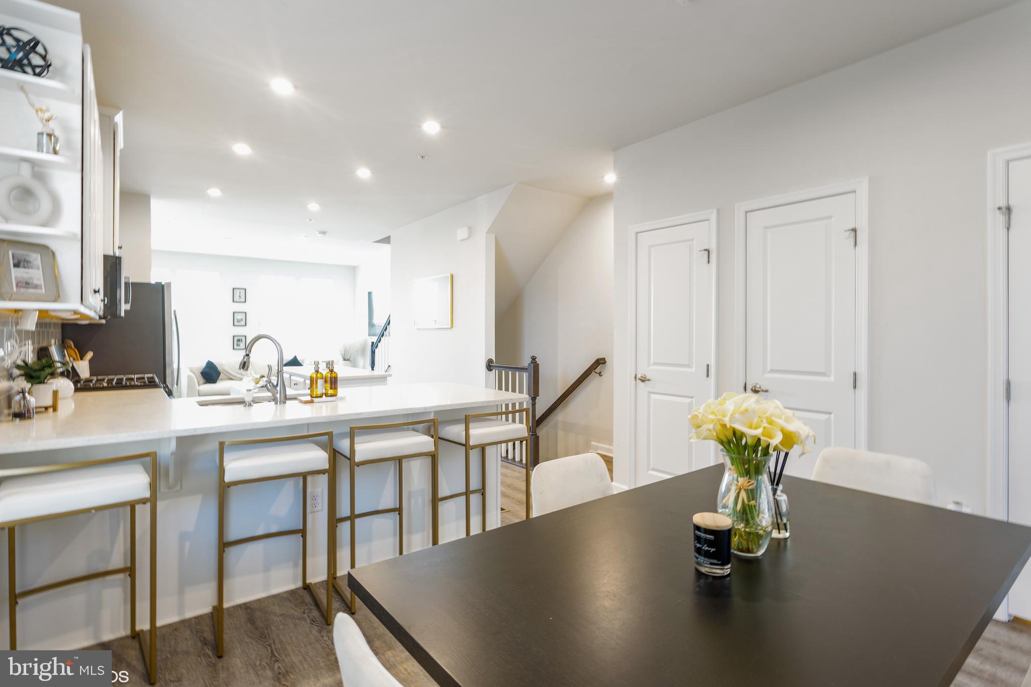 PARKSIDE - Residential Lease