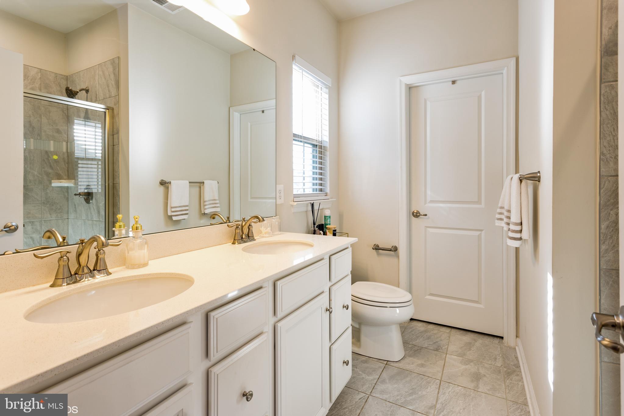 PARKSIDE - Residential Lease