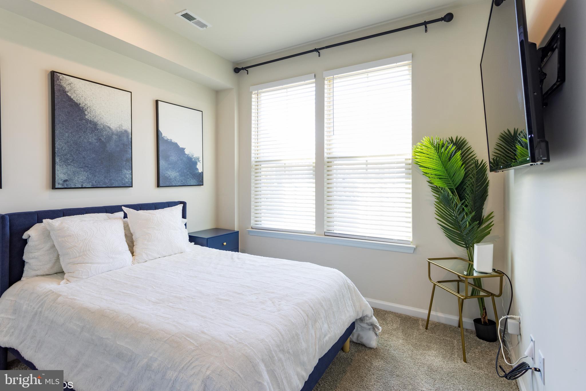 PARKSIDE - Residential Lease