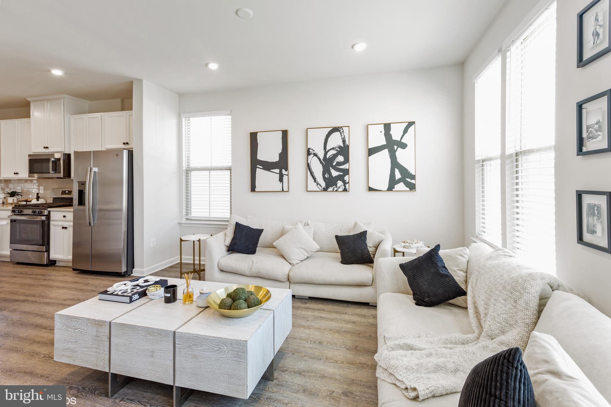 PARKSIDE - Residential Lease