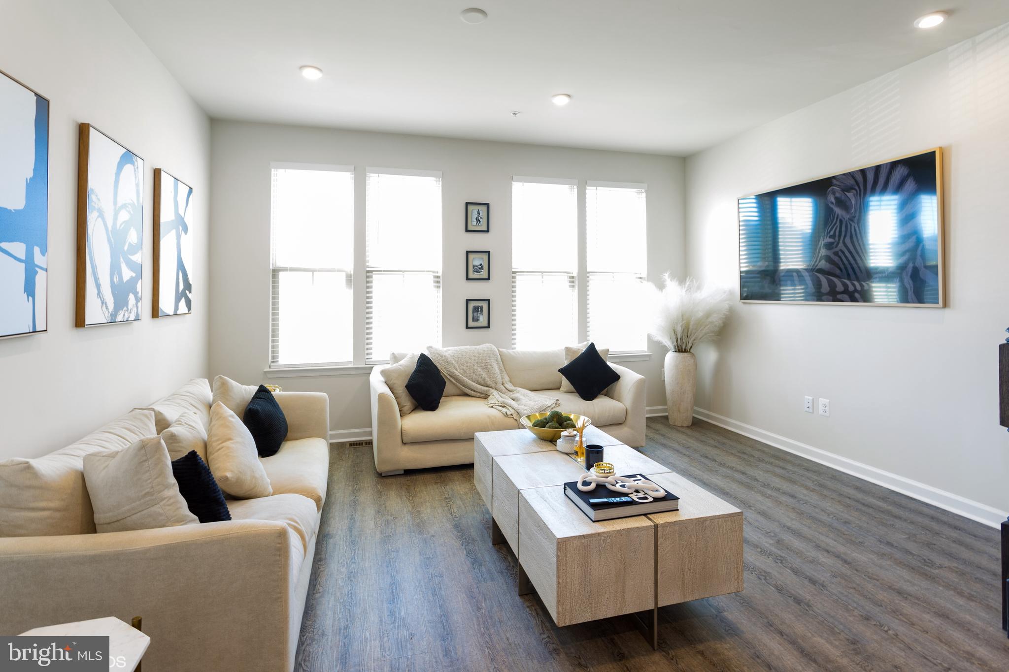 PARKSIDE - Residential Lease