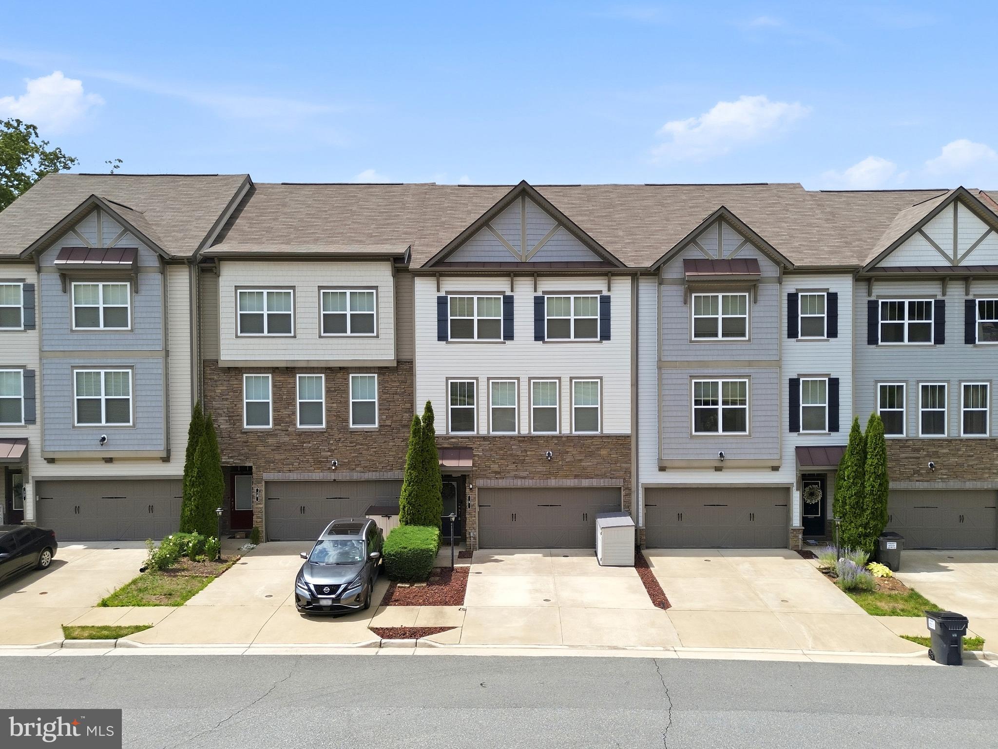 8 SHEPHERDS HOOK WAY