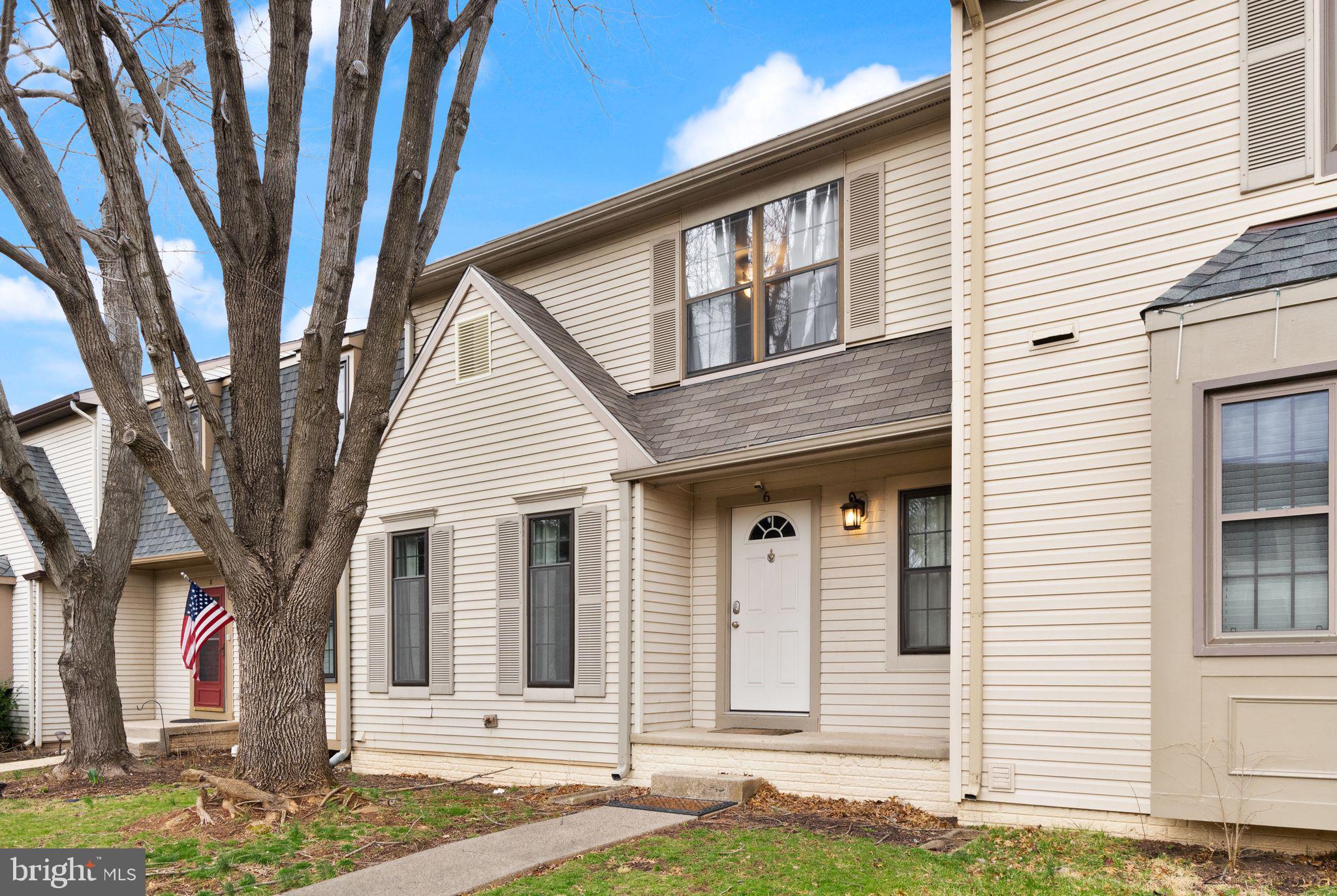 6 BERKELEY COURT