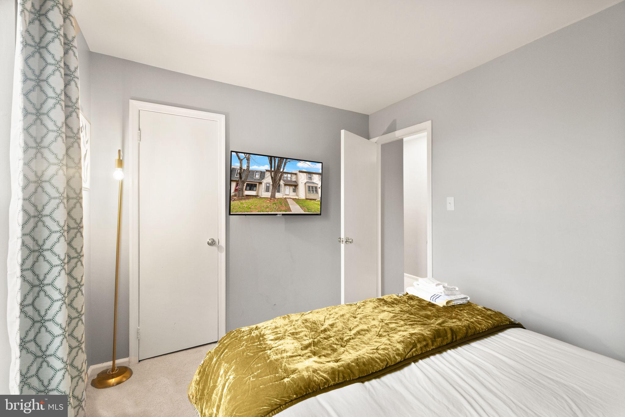 COUNTRYSIDE - Residential