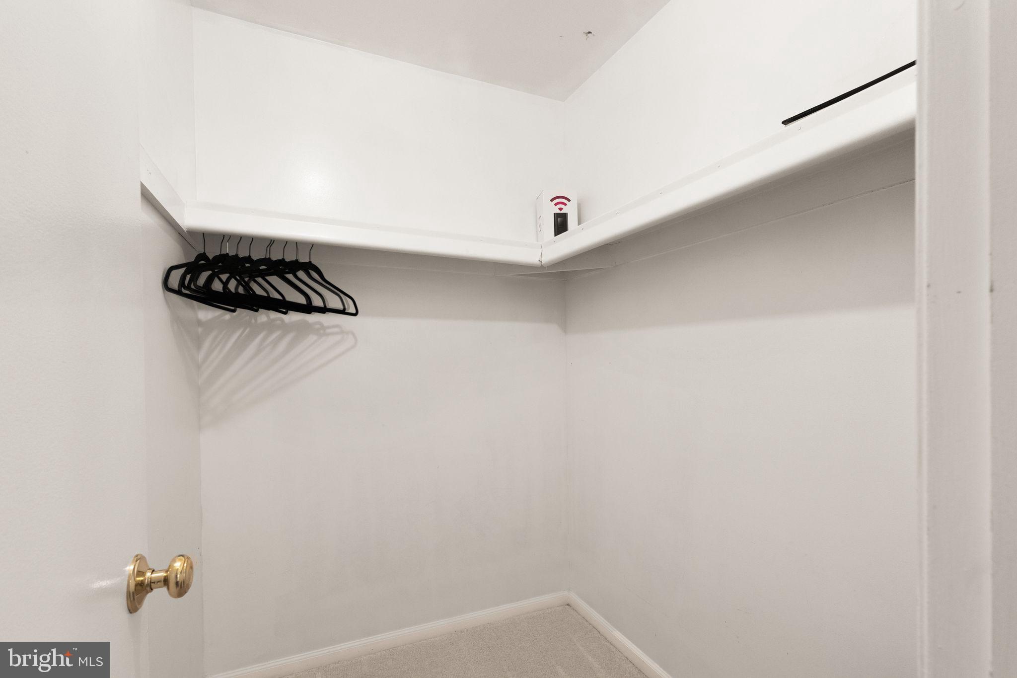 COUNTRYSIDE - Residential