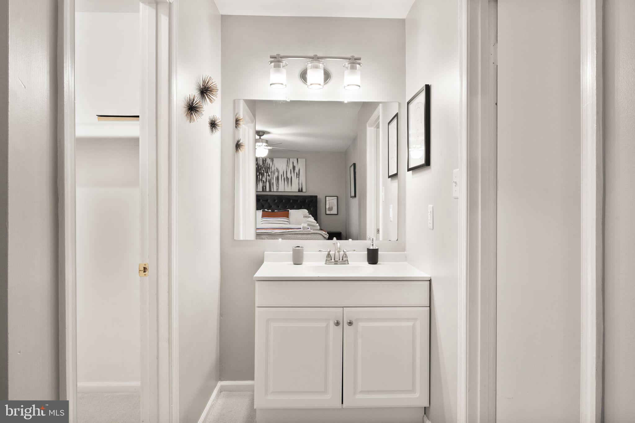 COUNTRYSIDE - Residential