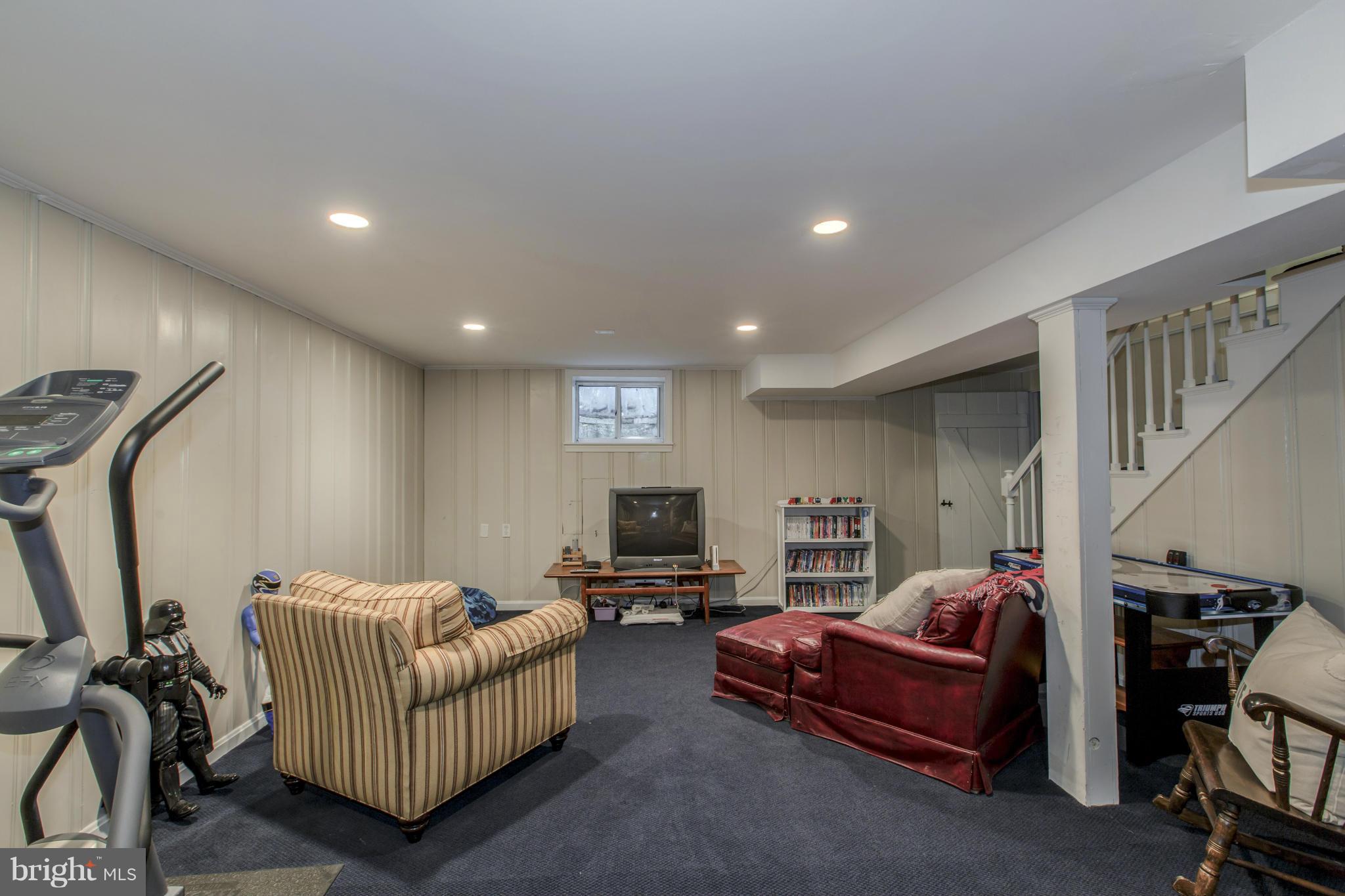 CHEVY CHASE - Residential