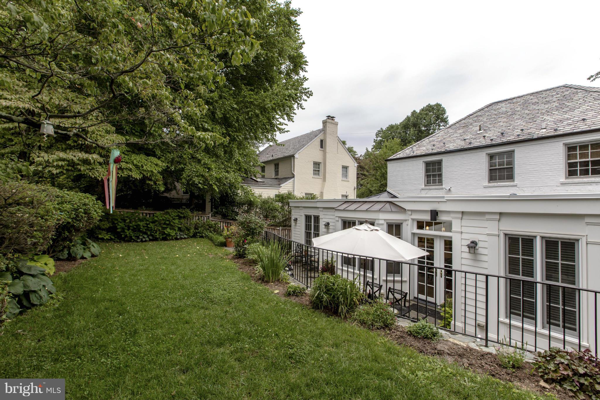 CHEVY CHASE - Residential